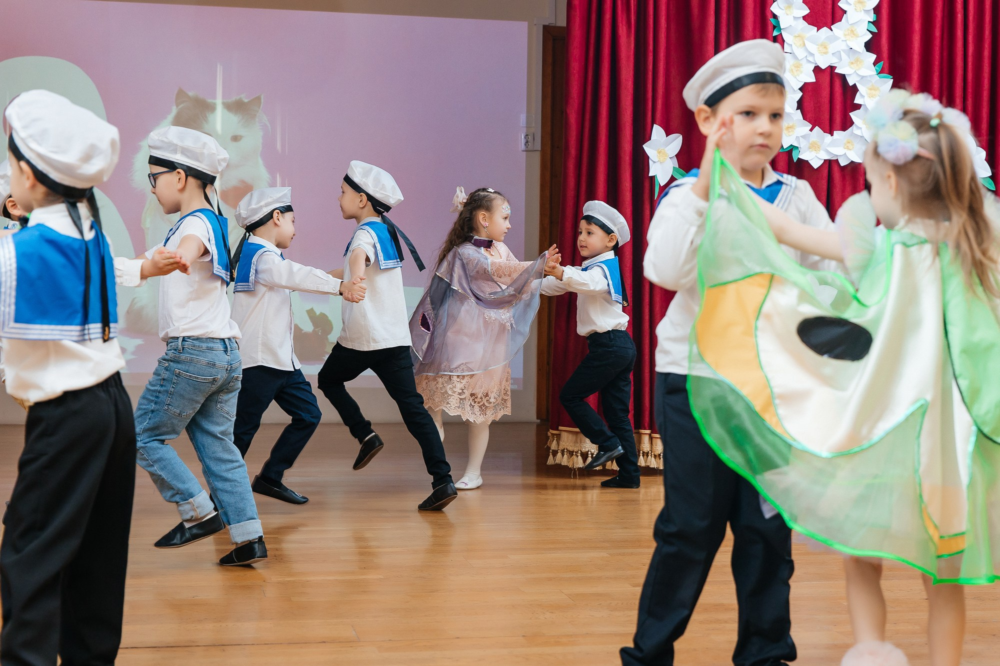 Детский сад № 93 — Утренник (10.03.2023). Свадебный и семейный фотограф Крамар Наталья