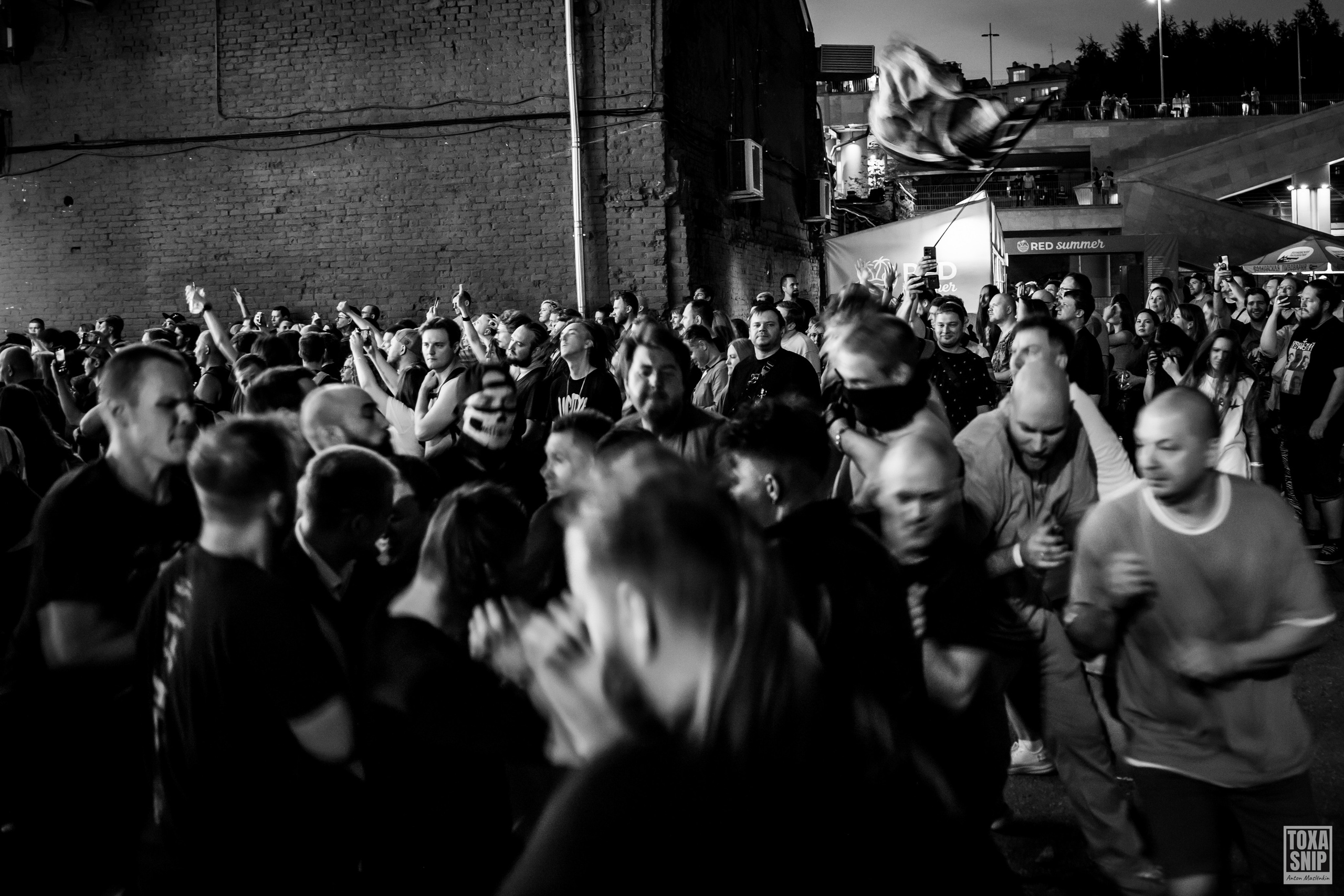 Концерт группы СЛОТ / ОЛДСКУЛЫ СВЕЛО в Москве. Toxasnip Photo | Anton Maslenkin