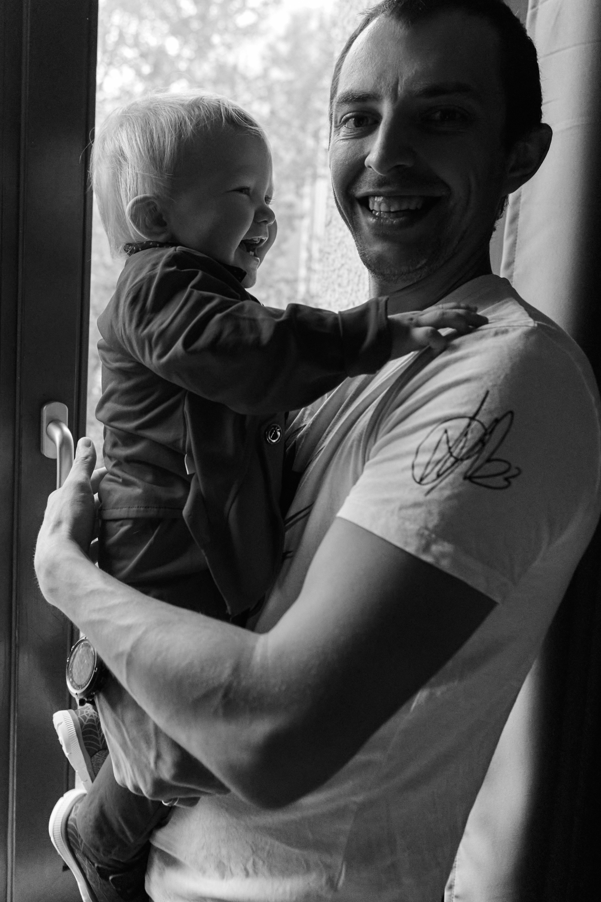 Семейная фотосессия дома и на прогулке в Москве