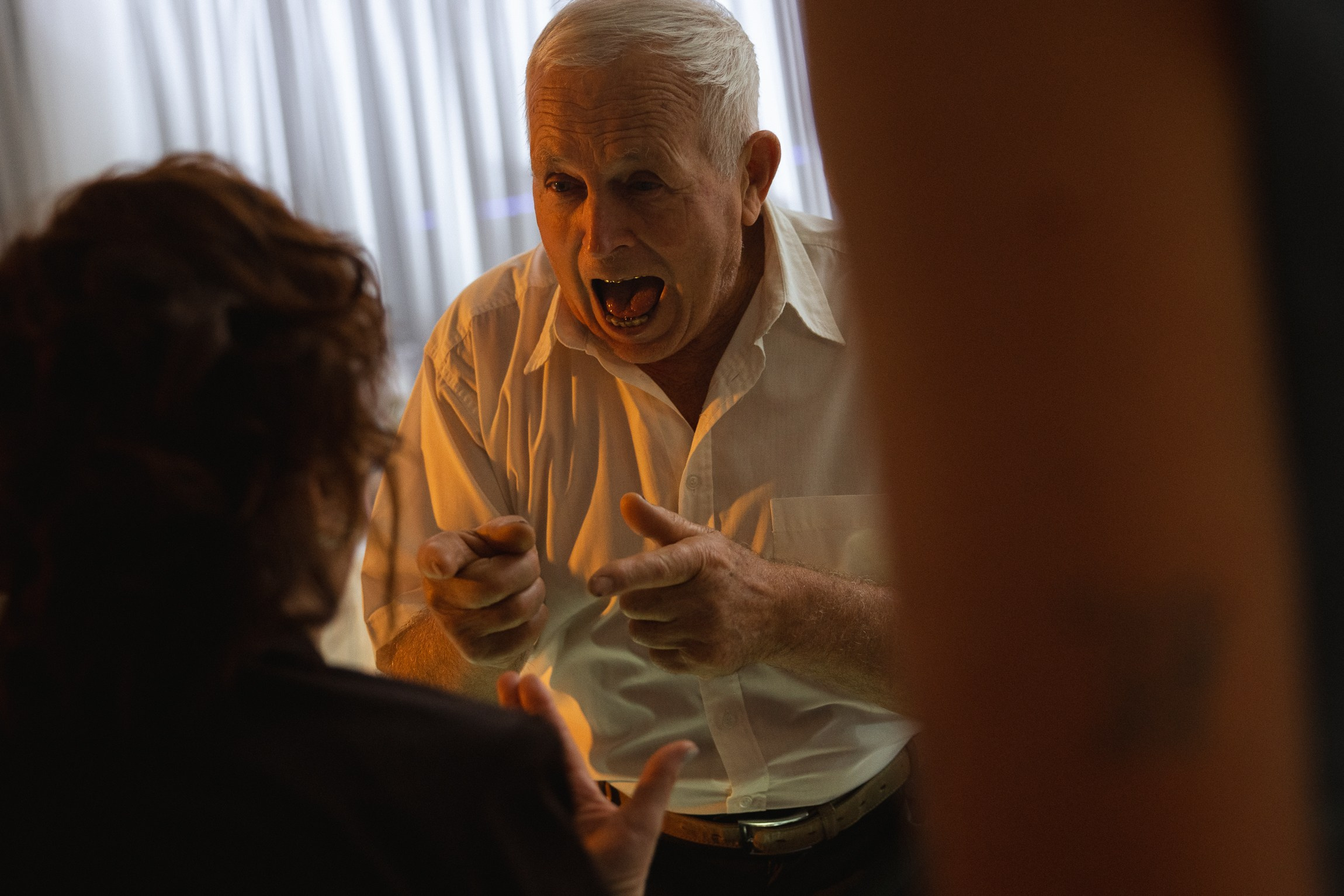 Two people swiped right. Свадебный фотограф Ярославль, Рыбинск