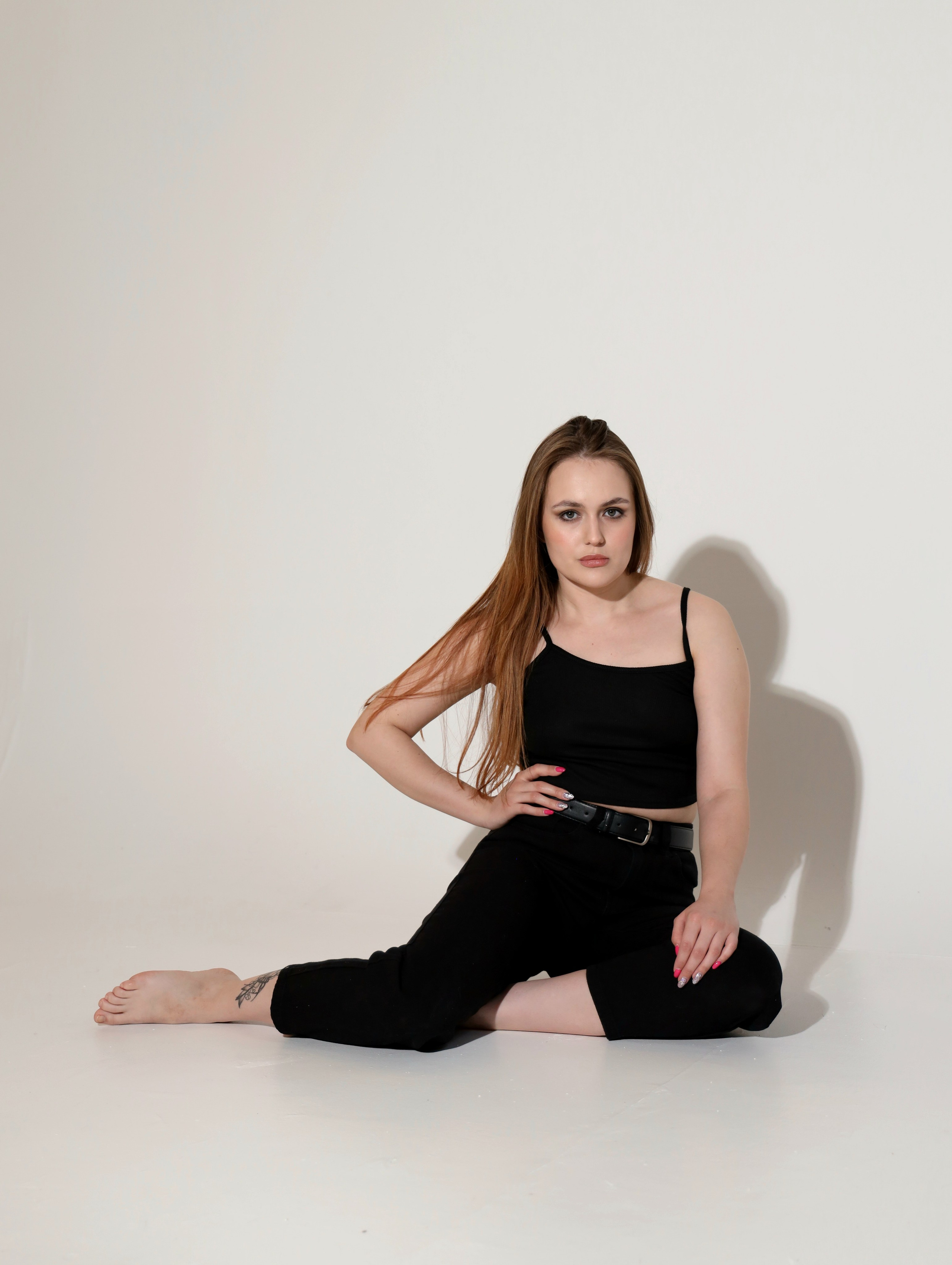 Екатерина — съемка в стиле минимализм. Фотограф в Новосибирске Анна Полторацкая