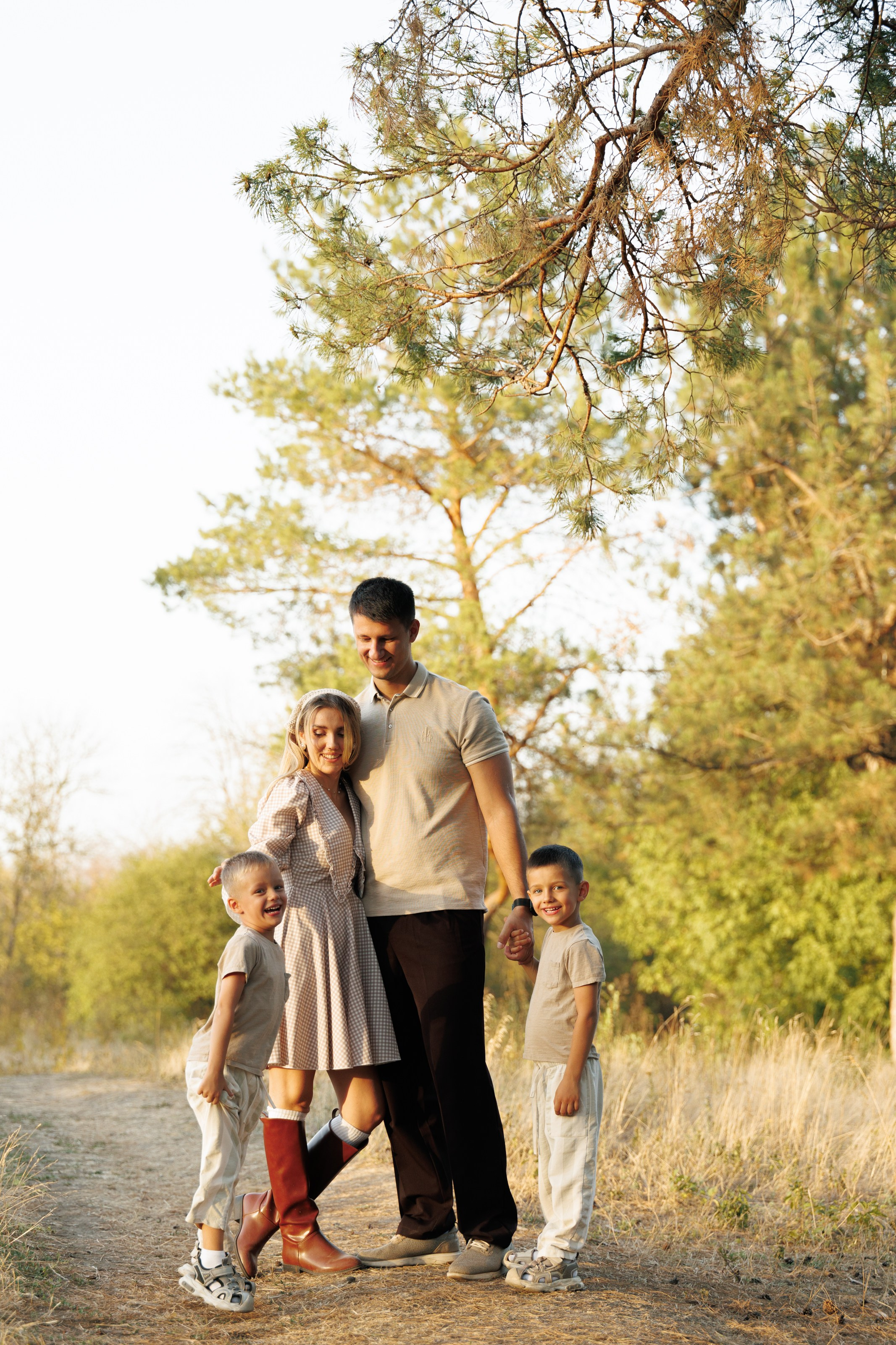 Дмитрий, Евгения, Мотя и Тима. Свадебный фотограф в Ростове — на — Дону Александра Пивоварова