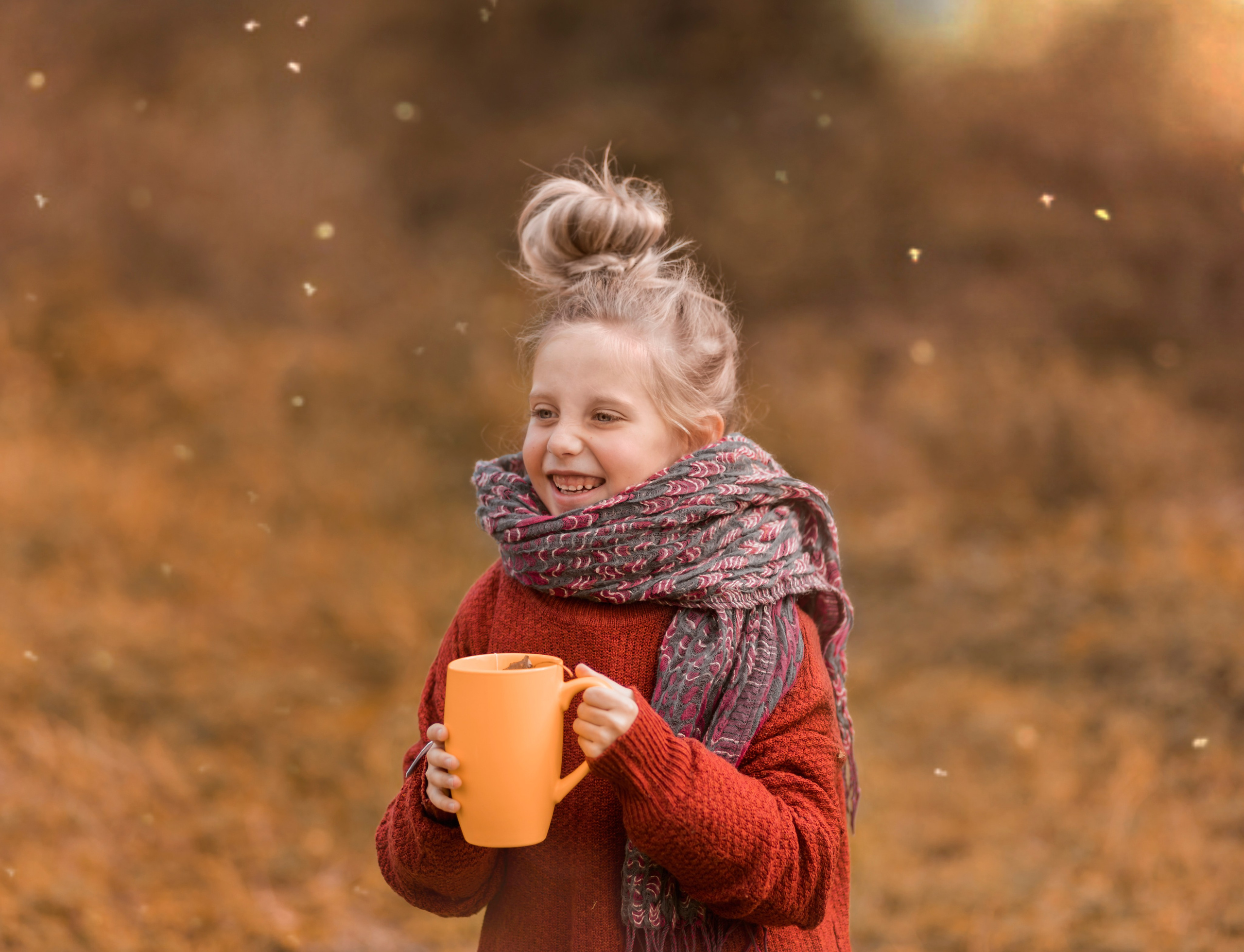 Осенние фотосессии для детей в Петергофе