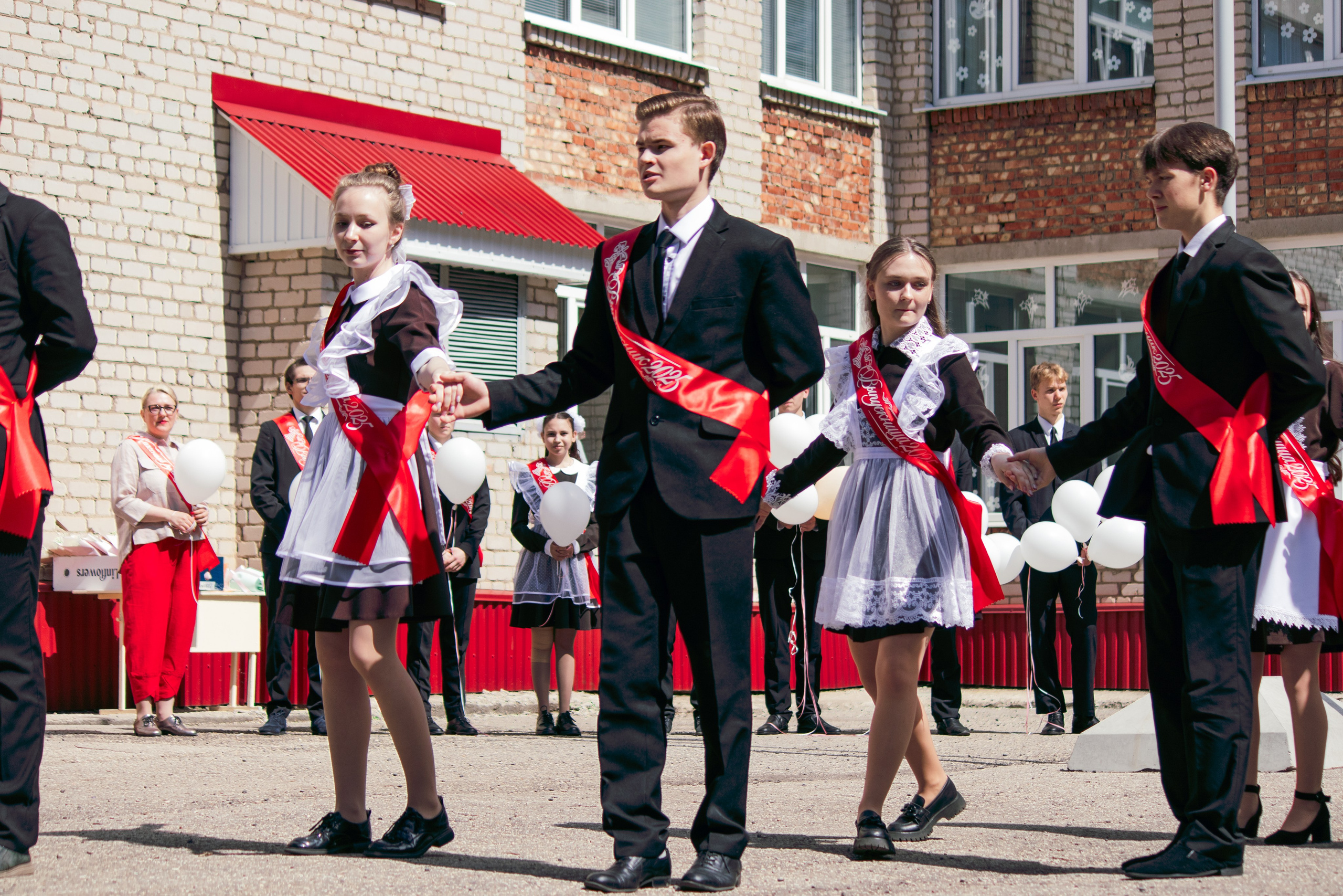 3 школа. Фотограф и видеограф в Бугульме Аня Трутнева