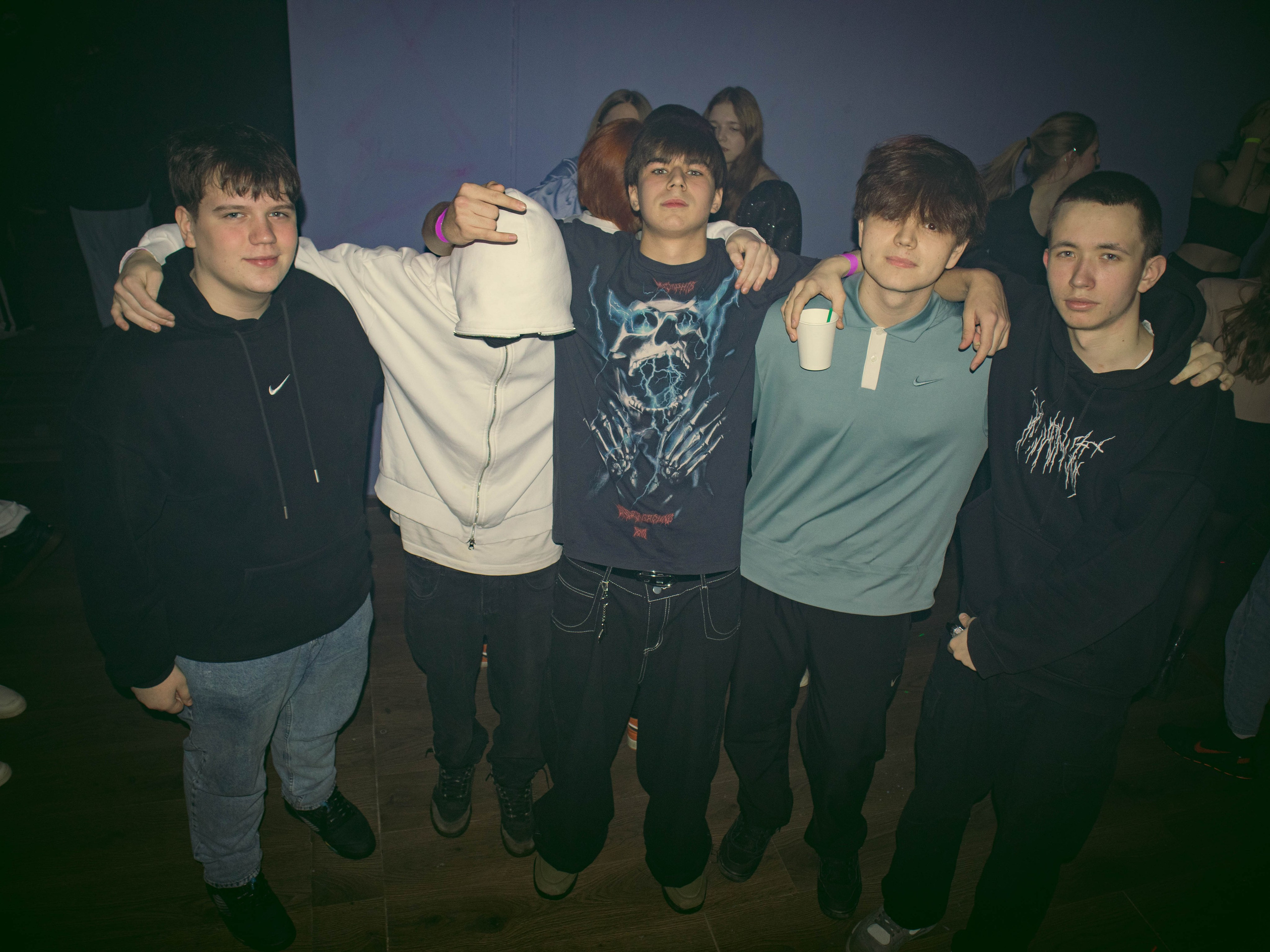 MOSHPIT. Фотограф и видеограф в Бугульме Аня Трутнева