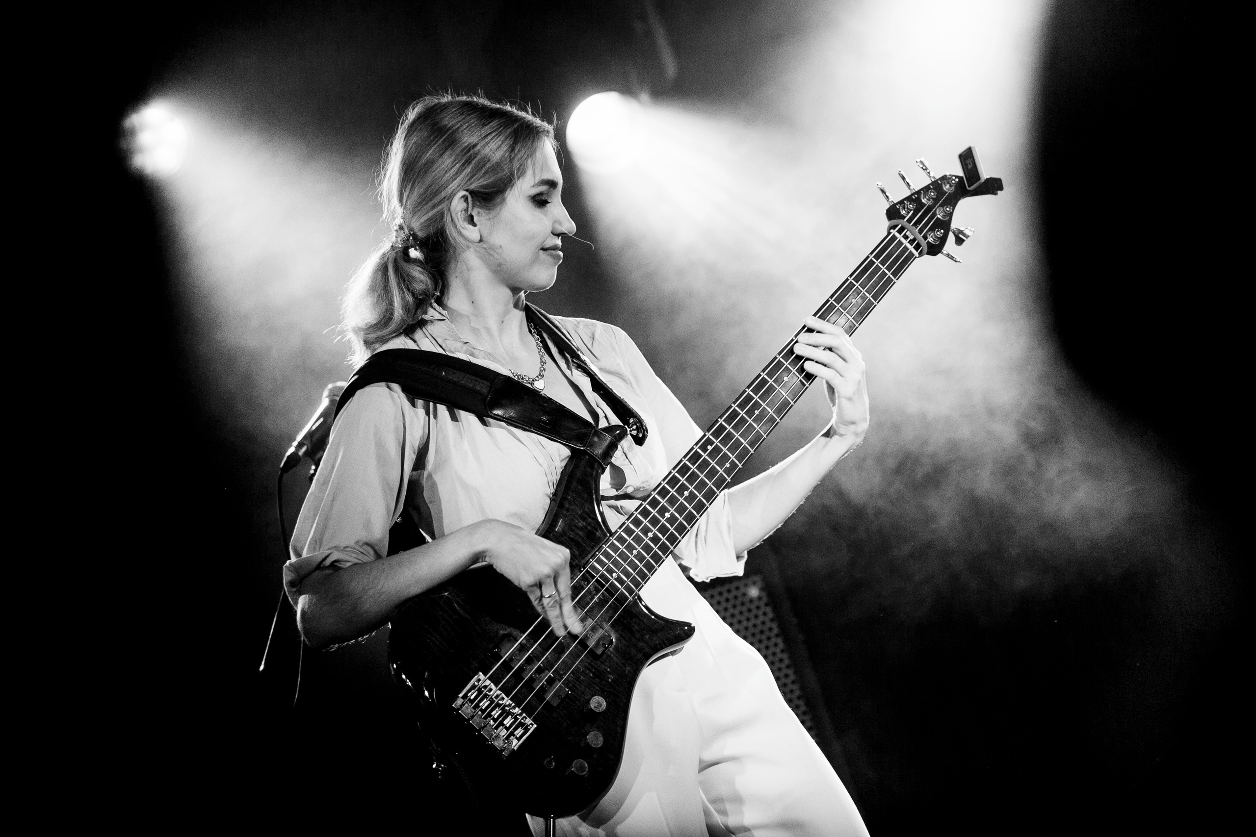 Фотосъемка концерта Дарьи Шорр в клубе Алексея Козлова. Репортажный фотограф Борис Геер