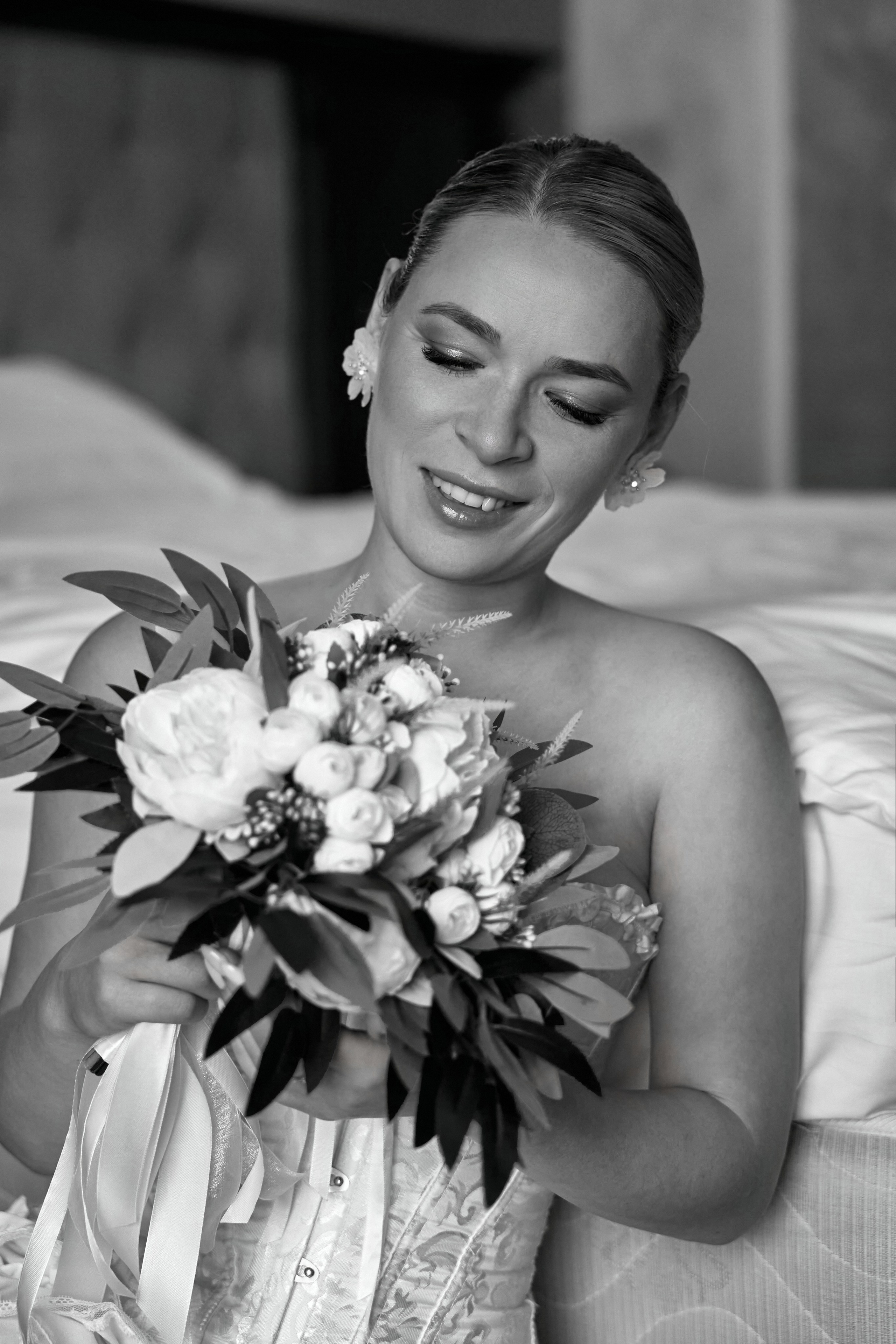 Утро невесты и свадебная фотосессия в гостинице