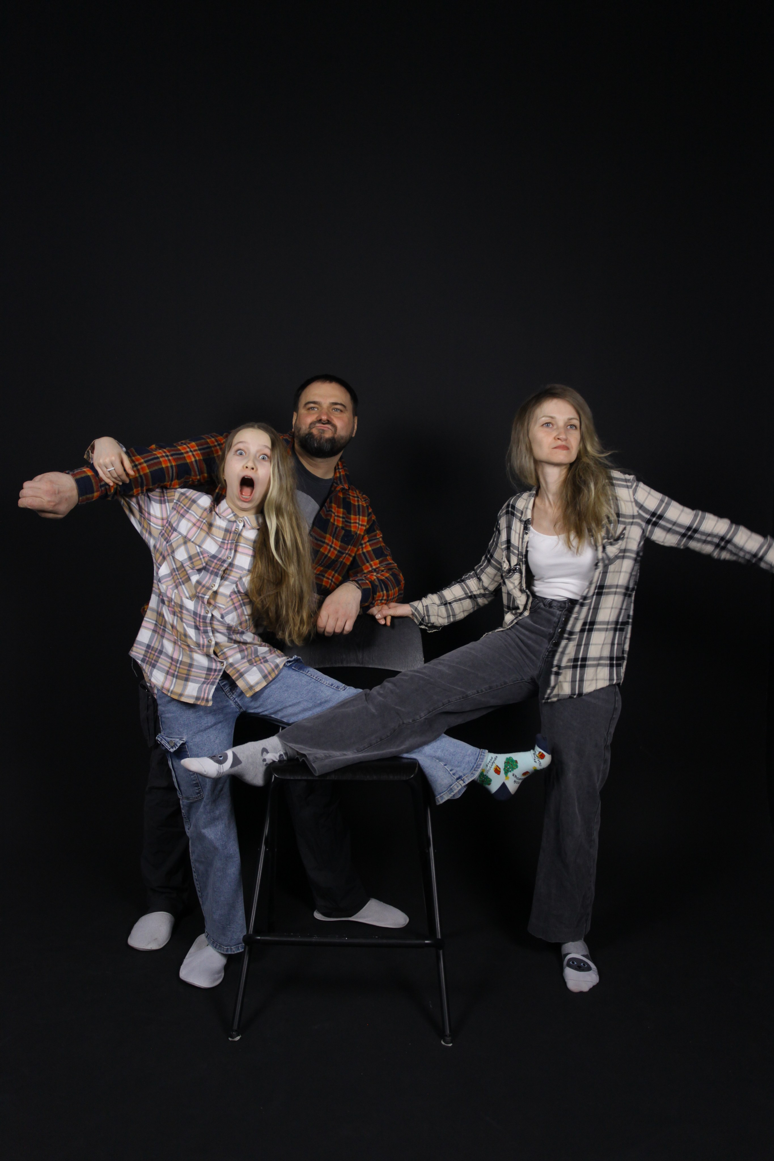 К А Т Я — Л Е Н А — Л Е Ш А. Фотостудия UPART