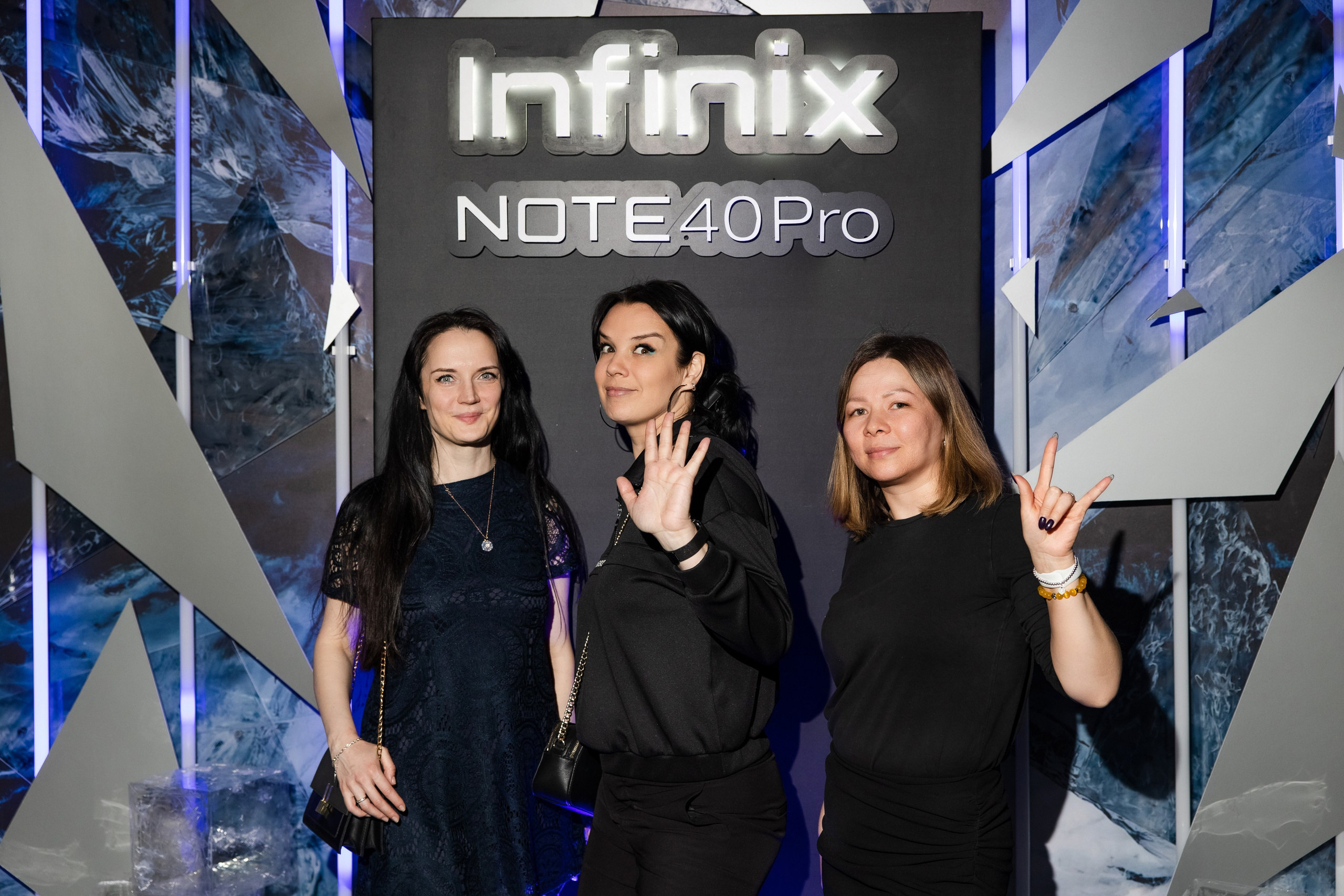 Презентация Infinix. Свадебный репортажный фотограф в Москве