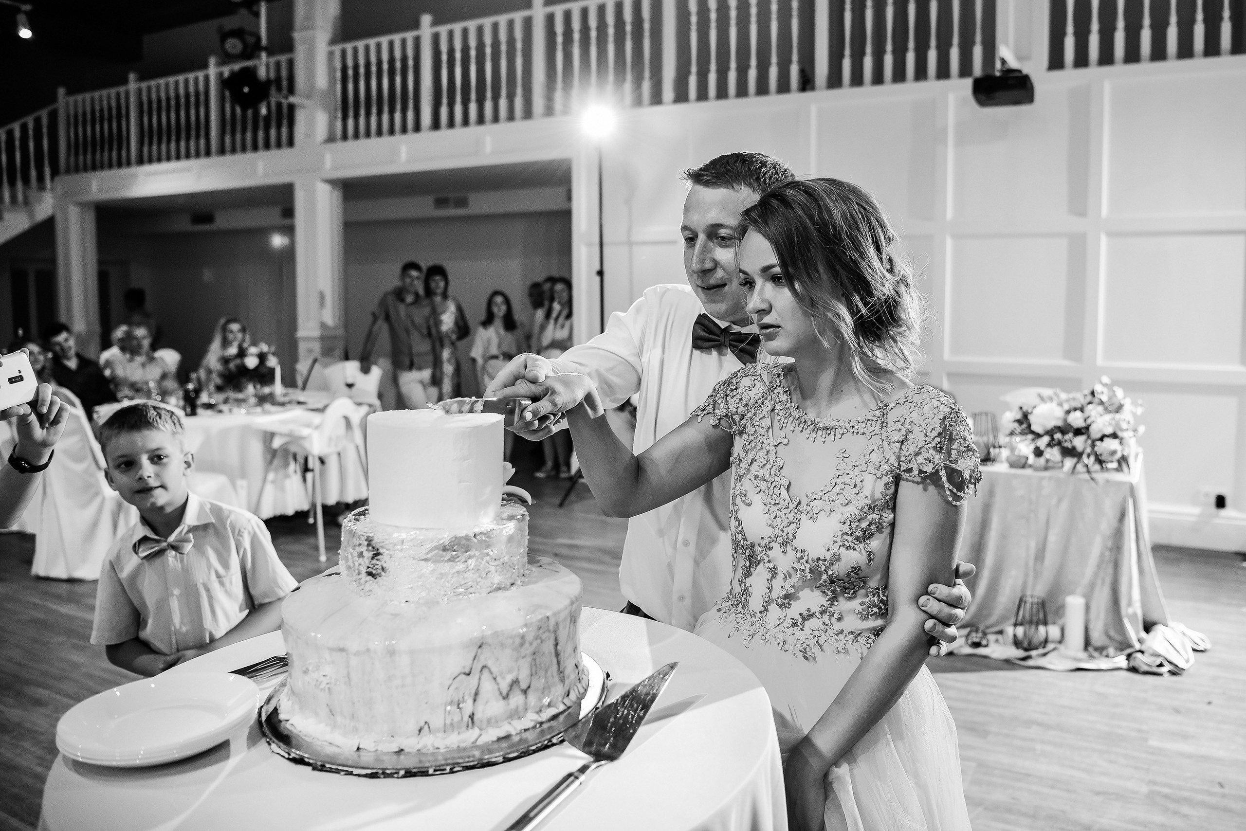 💐 Радик и Яна — душевная загородная свадьба в Villatic | Теплые фото под Красноярском. 📸 Свадебный и семейный фотограф в Красноярске Тихомиров Евгений | 17 лет опыта | 800+ свадеб