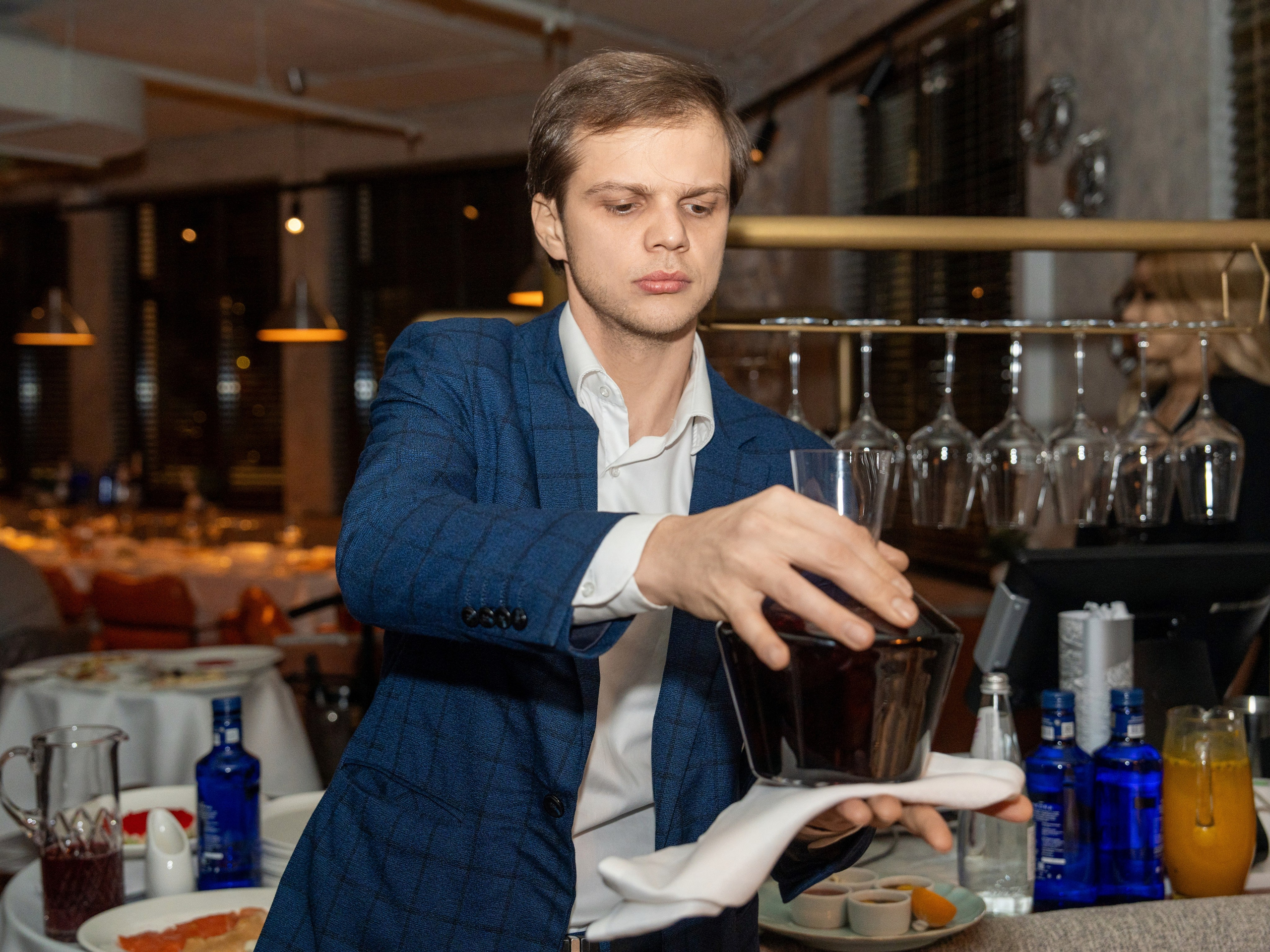 Новый год 2025 в ресторане Сахалин. Репортажный фотограф в Красной Поляне и Сочи Павлюченко Екатерина