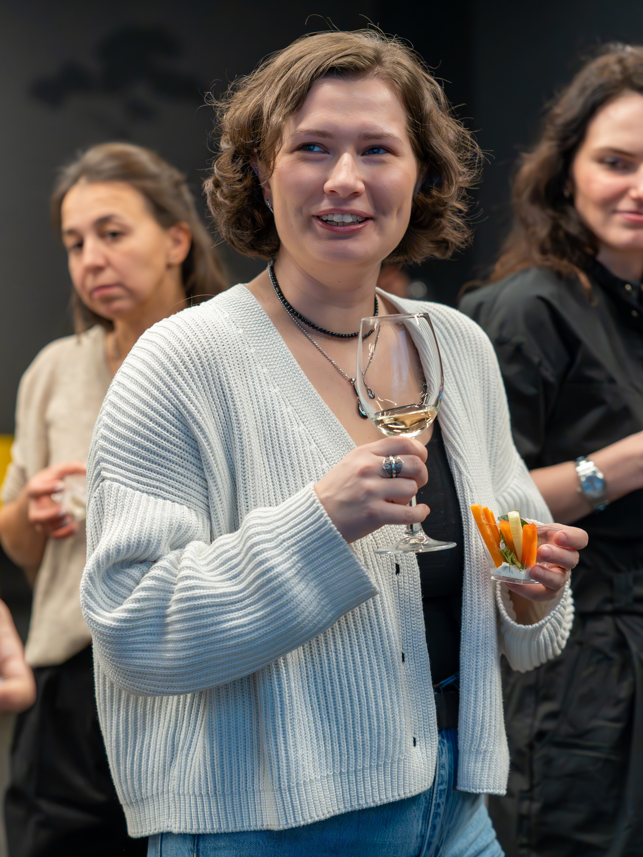 MICE мероприятие — мастер класс по акварели. Репортажный фотограф в Красной Поляне и Сочи Павлюченко Екатерина