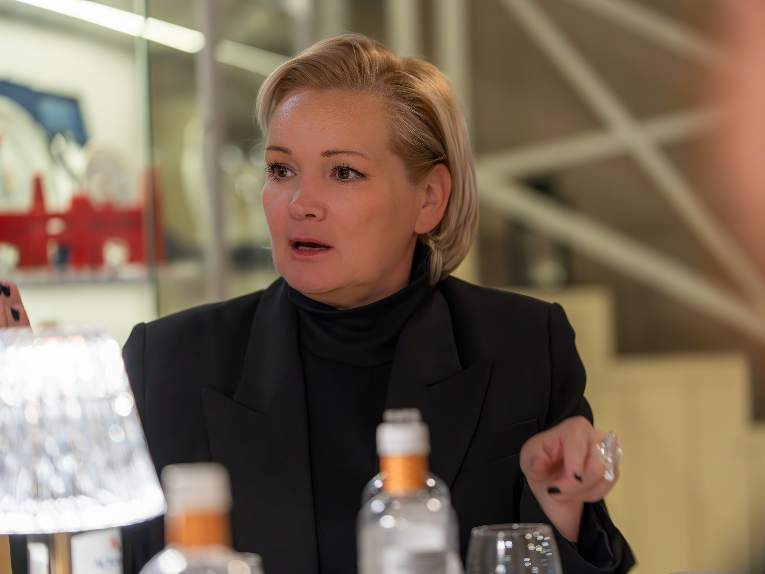 Литературная мастерская с Ольгой Шутовой в «Винотеррии». Репортажный фотограф в Красной Поляне и Сочи Павлюченко Екатерина