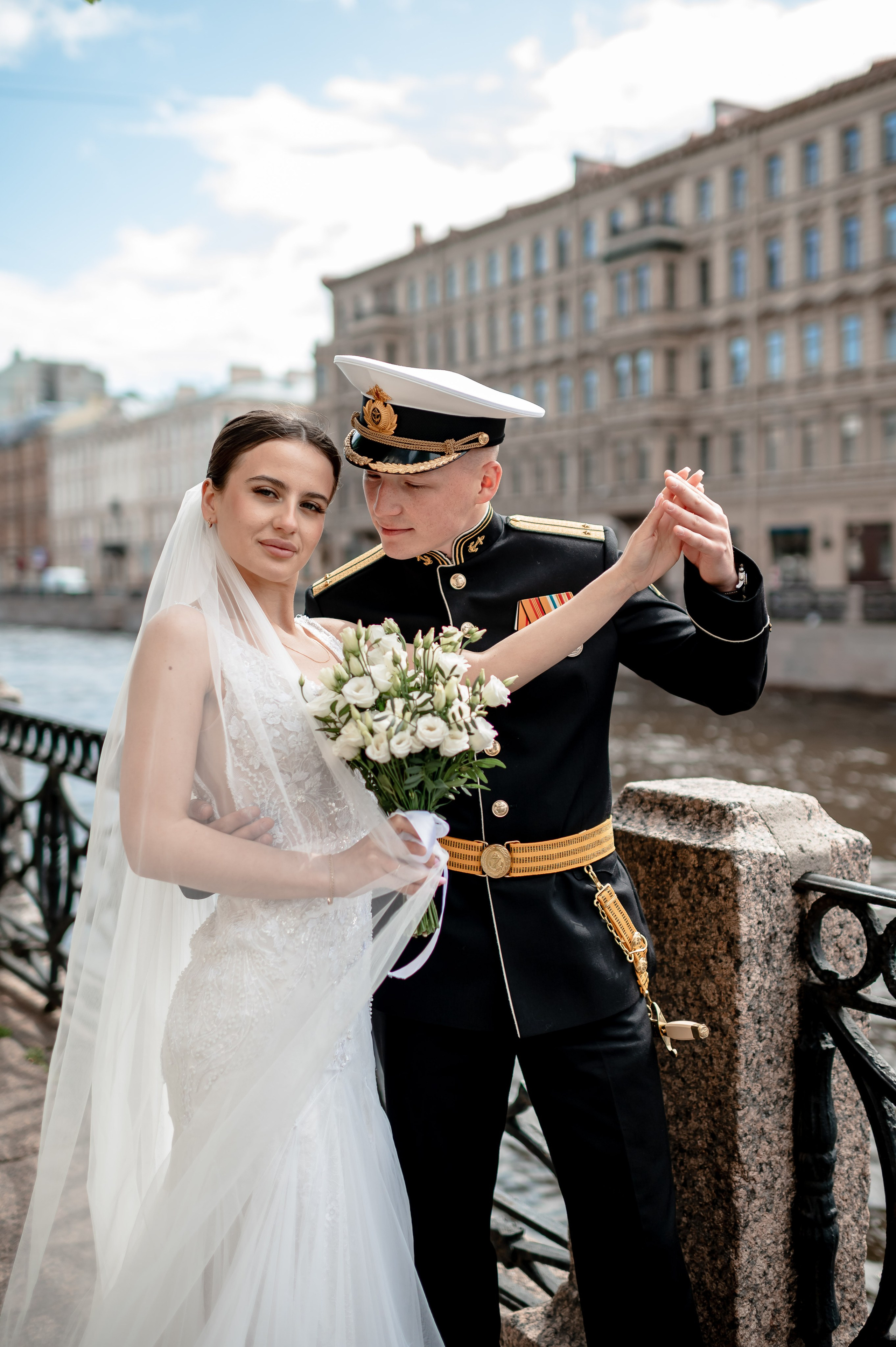 Елизавета и Максим (фотосессия у Дворца Штиглица, набережная Мойки и у Законодательного собрания). Портретный, семейный и свадебный фотограф в Санкт-Петербурге и в Пушкине Ширяев Денис