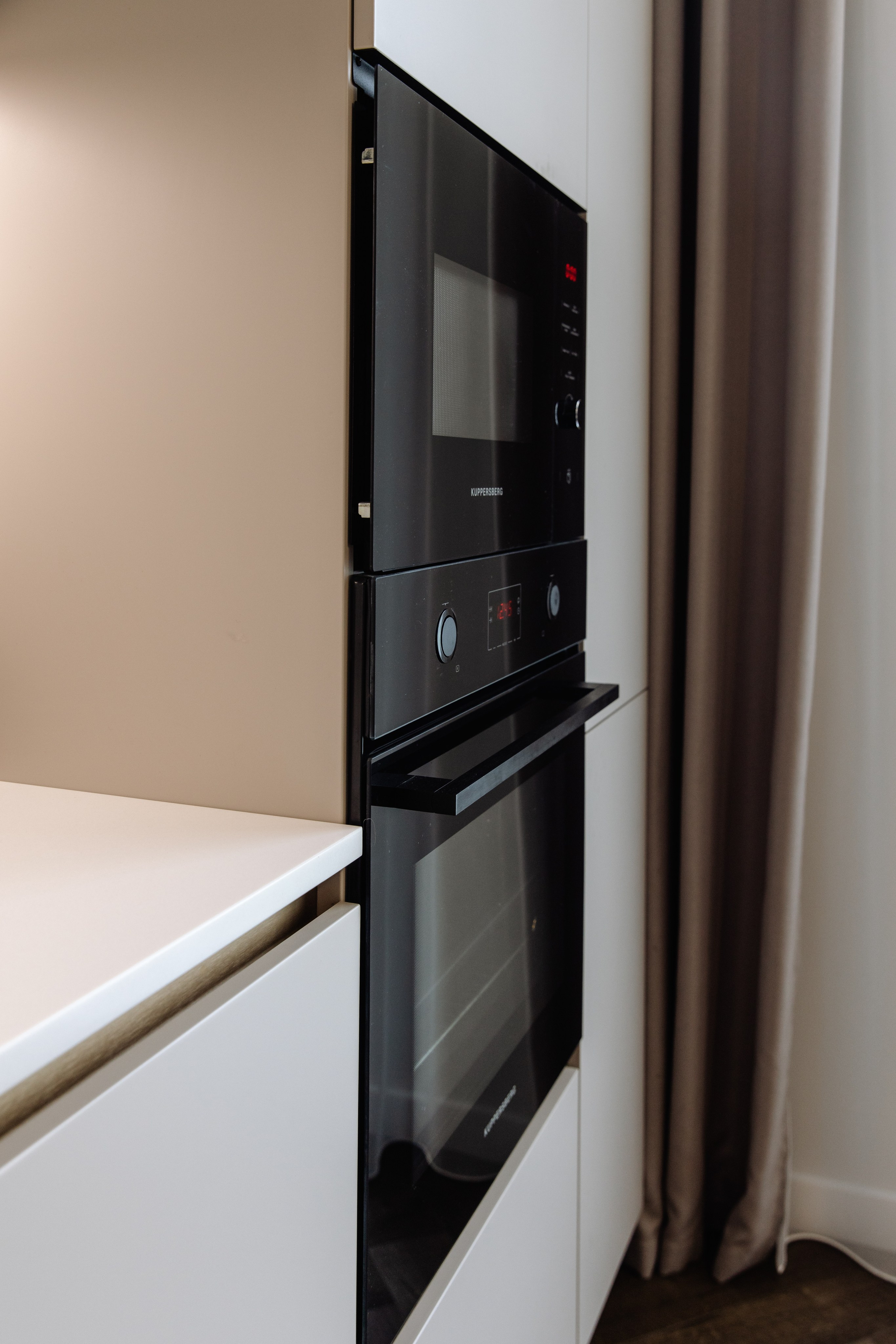 Кухня на заказ в Томске поселок Добрый | ГУДРУМ. ГУДРУМ — Мебель на заказ в Томске | Кухни | Шкафы | Стулья и Столы