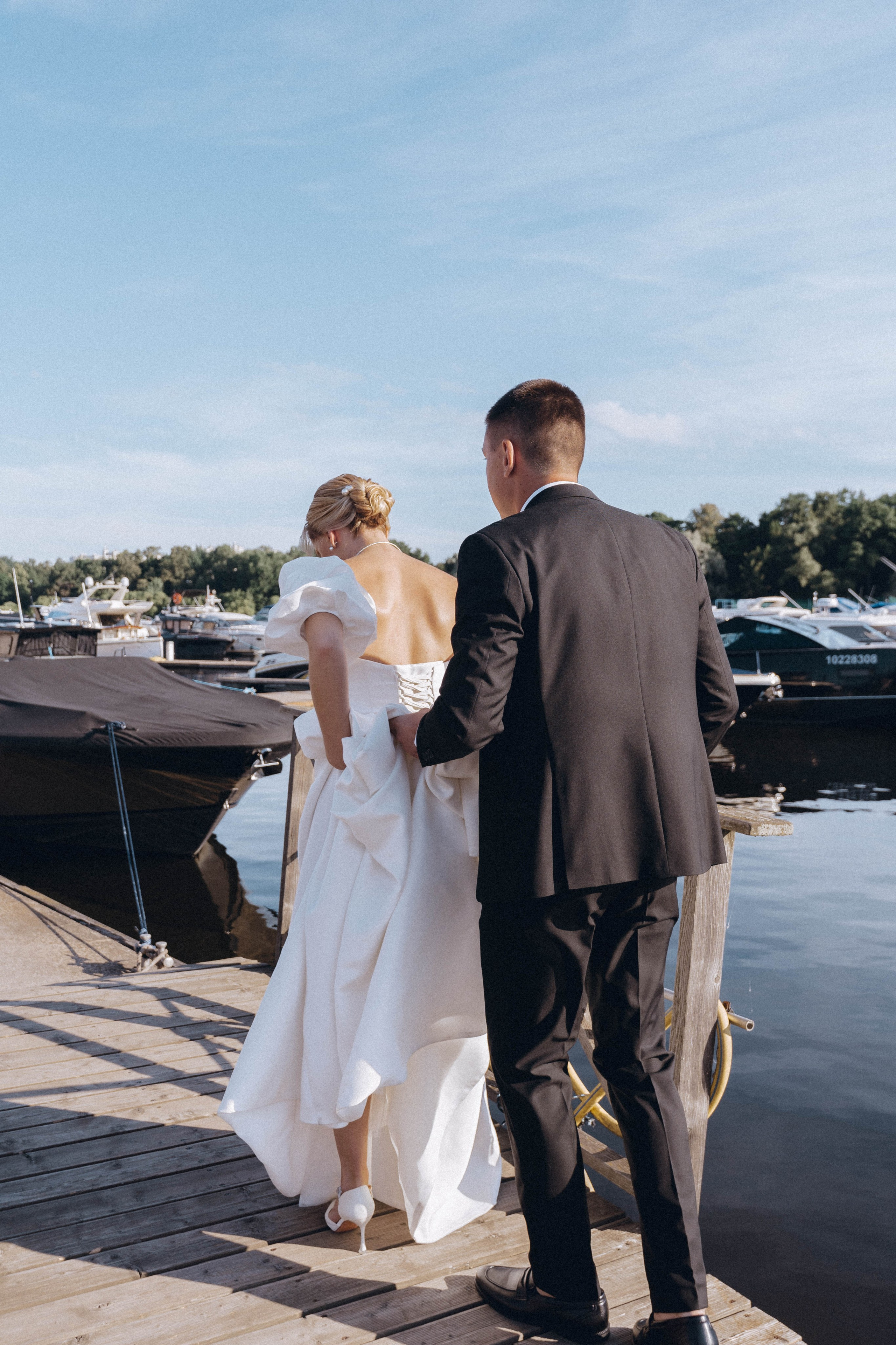 СВАДЕНБНАЯ СЬЕМКА НА КАТЕРЕ ПО КАНАЛАМ САНКТ-ПЕТЕРБУРГА И В АКВАТОРИИ НЕВЫ. Профессиональный фотограф, Санкт-Петербург — Виктория Богомолова