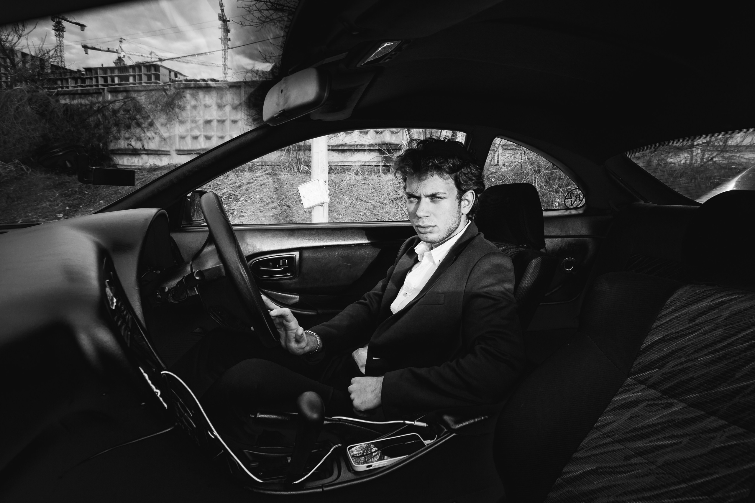 Имиджевая съемка с машиной. Фотограф Денис Денисов