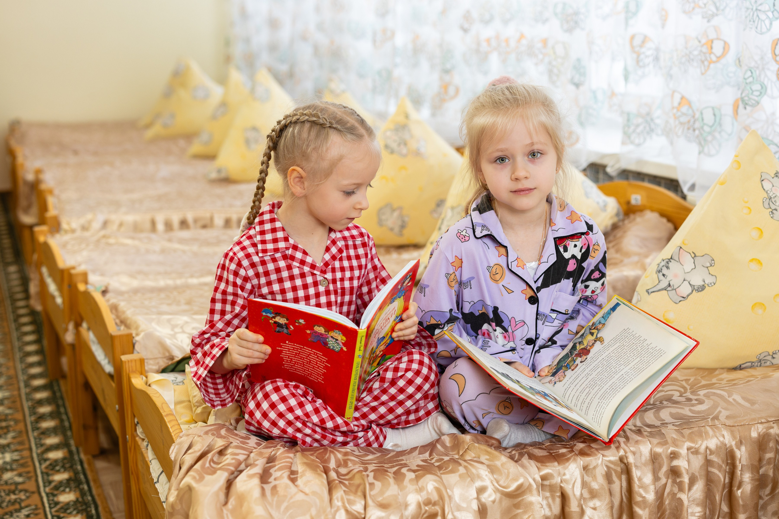 Детский Сад — спальня. Выпускные альбомы Чехов, выпускные альбомы
