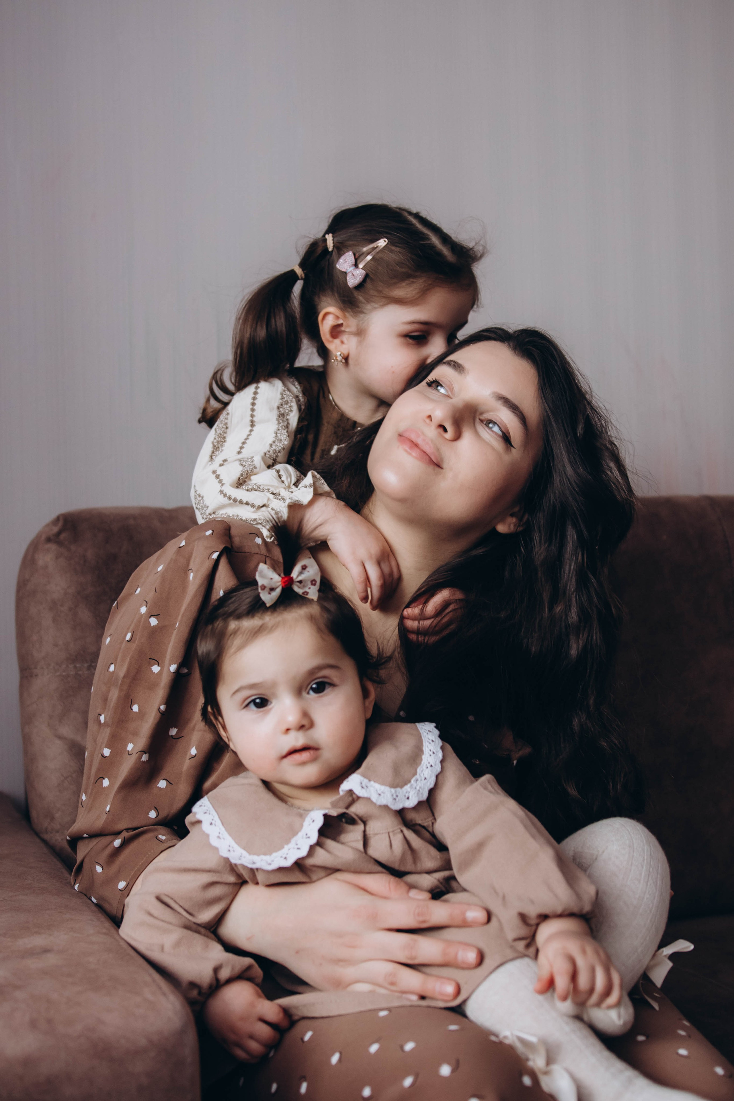 Дженнет с дочками)