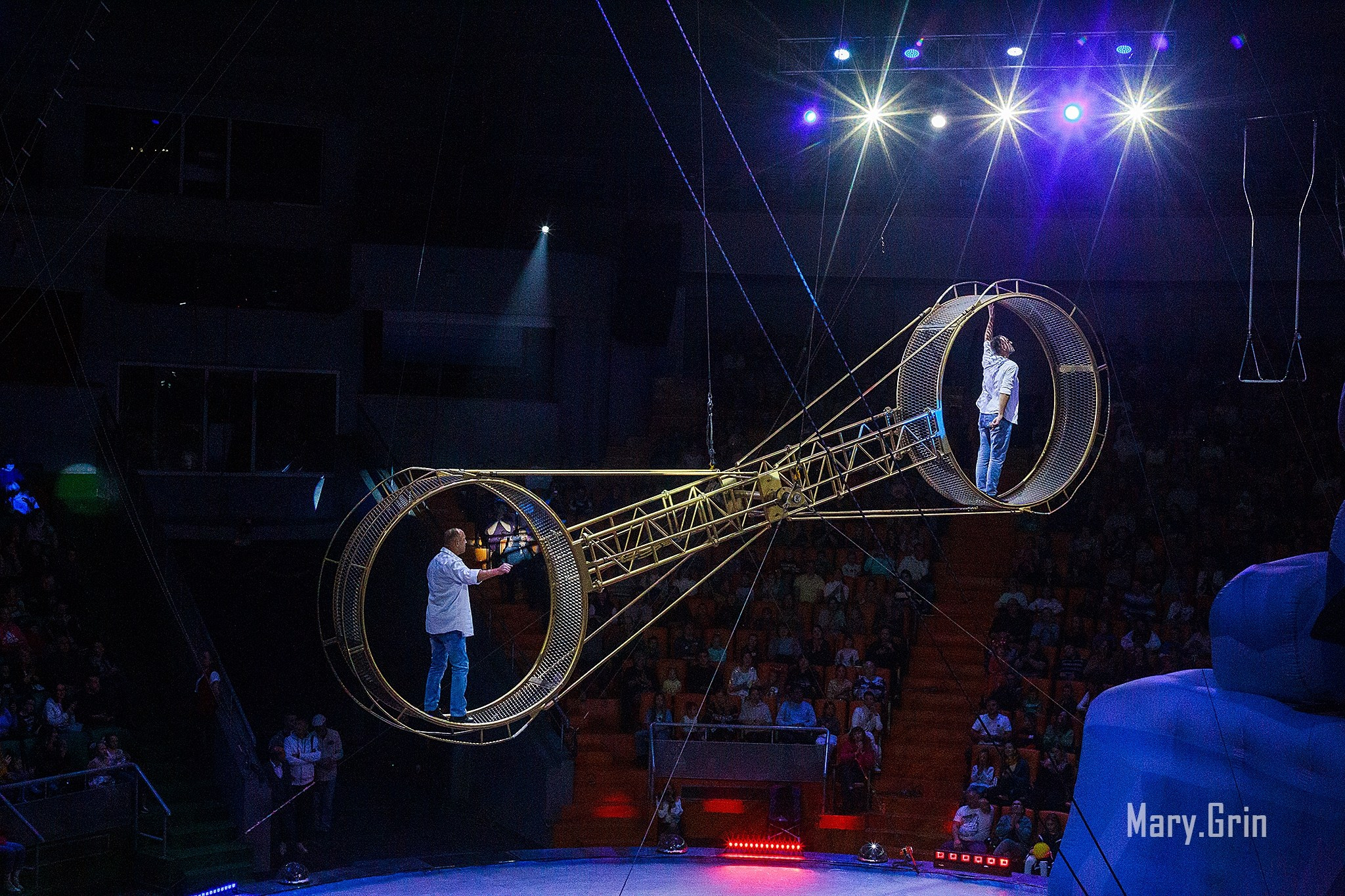 Цирк на льду. Айсберг с белыми медведями. Детский и семейный фотограф, фотограф мероприятий Нижний Новгород