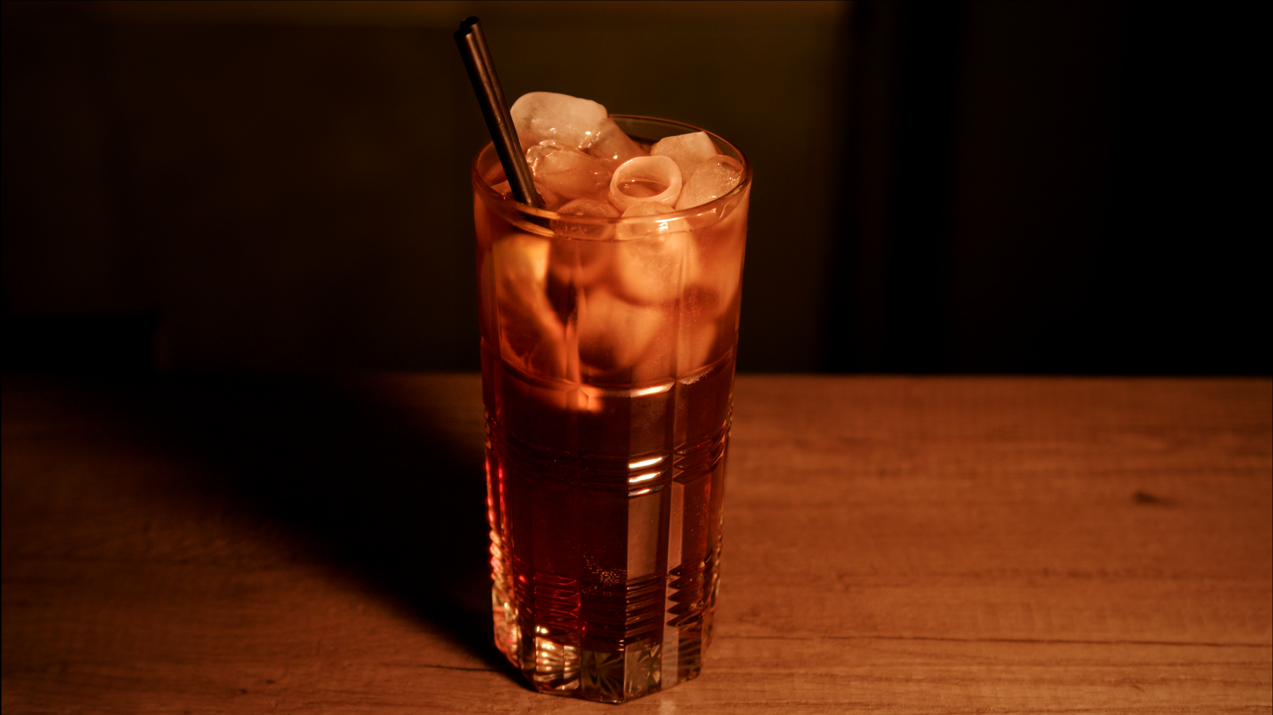 «Lounge Bar». Мальцев Кирилл — оператор, монтажёр в Санкт-Петербурге