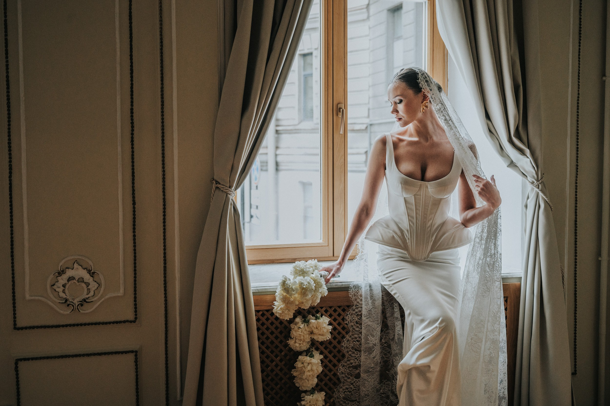 Особняк Ермолинского. Свадебный фотограф в Белгороде, Воронеже, Алексеевке, Старом Осколе, Губкине, Россоши