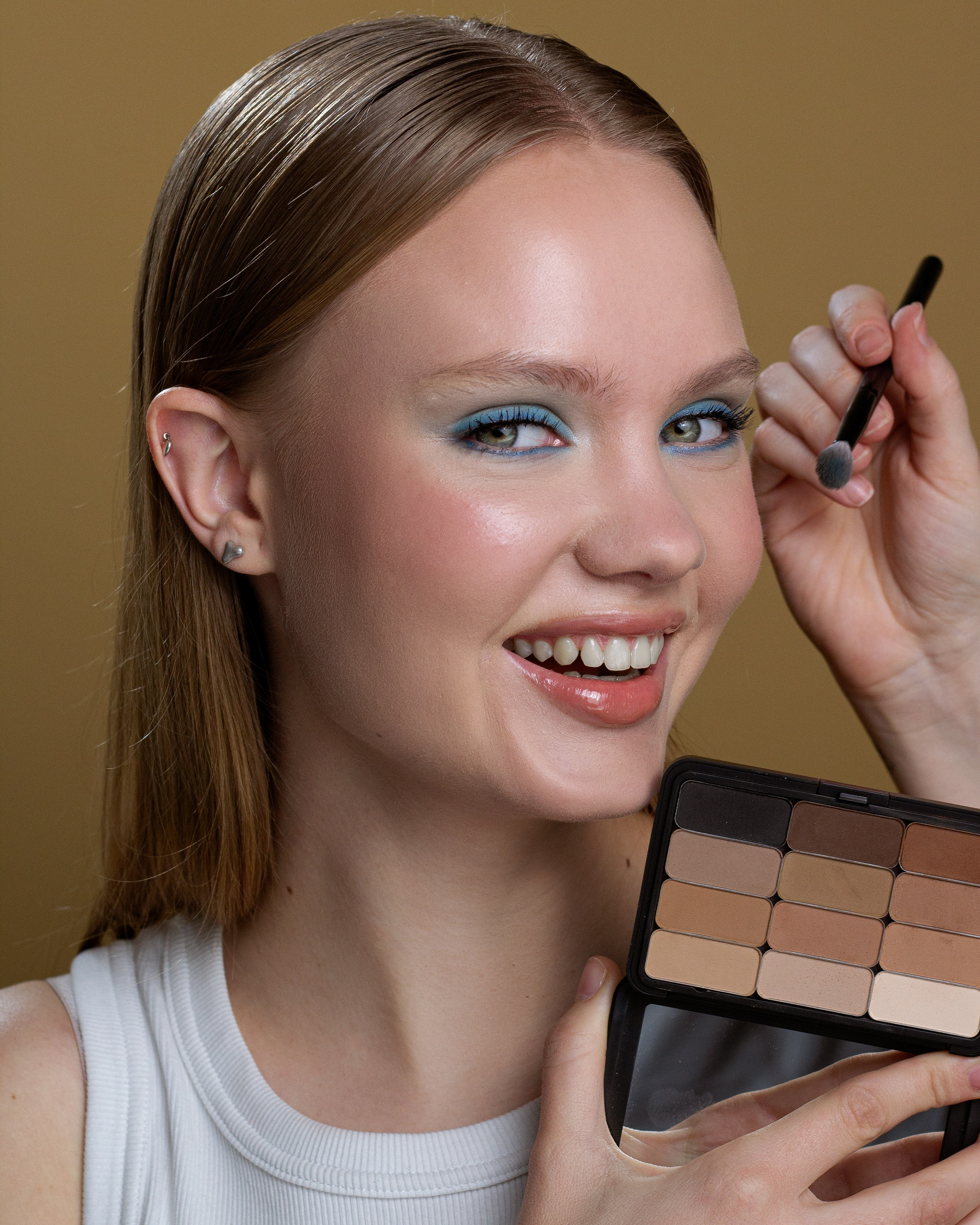 BEAUTY CATALOG. Gofman Roman — photographer