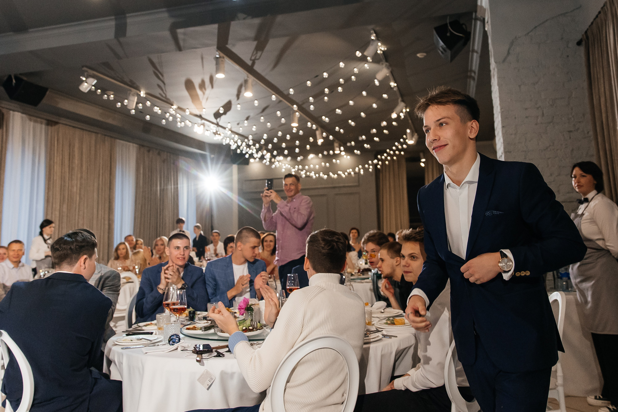 2023-06-23 Выпускной МБОУ СОШ № 10. Фотограф в Красноярске