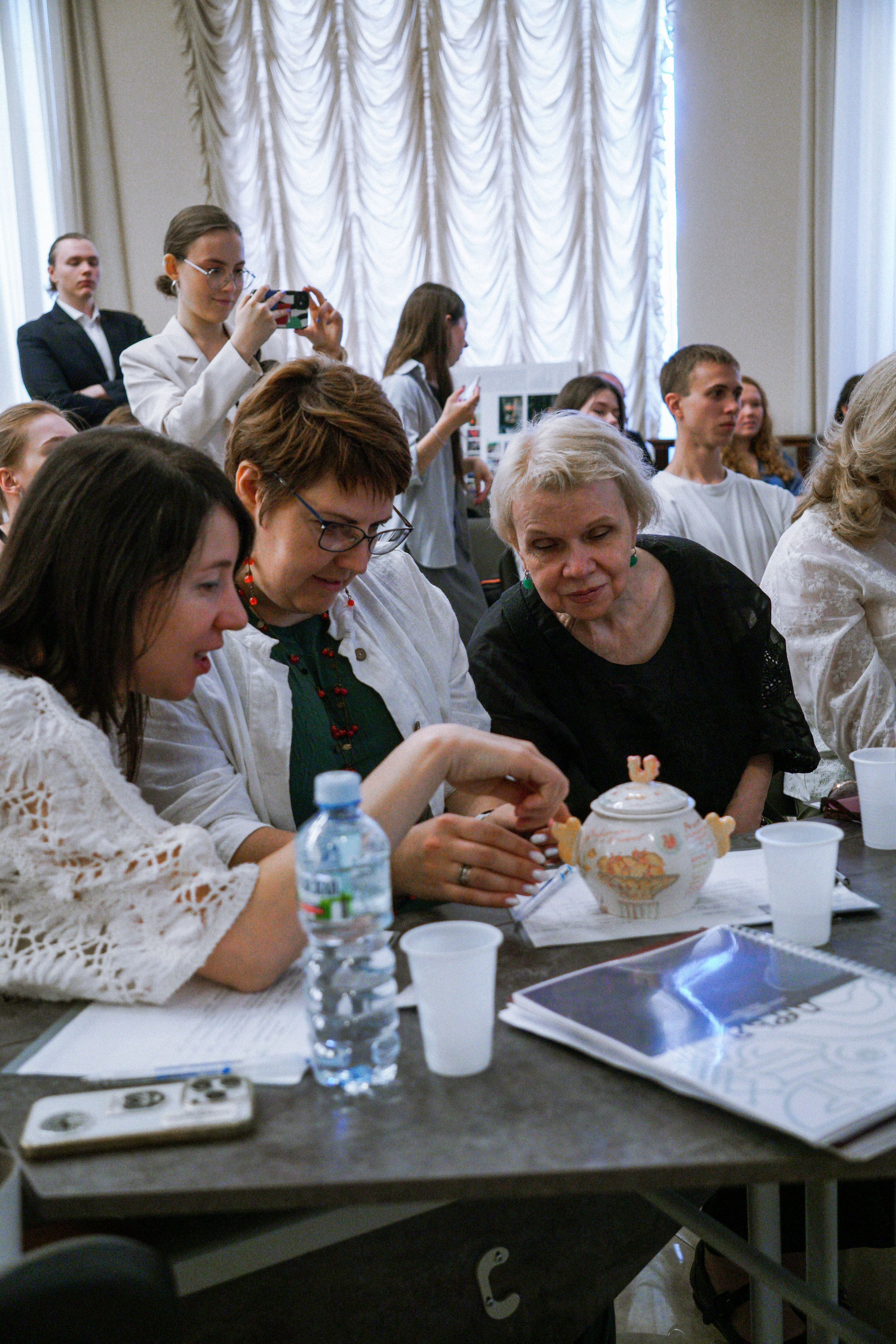 Защита диплома: бакалавры и магистры декоративно-прикладного искусства. Фотограф в Ростове-на-Дону Марина Мальцева