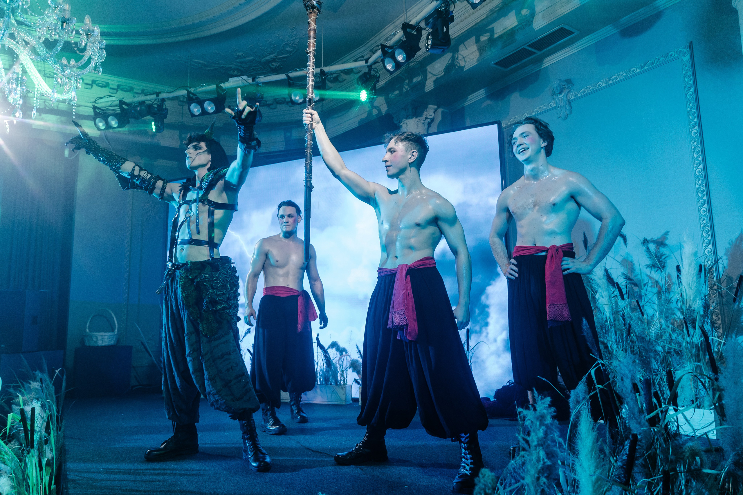 МЕГАДЕВИЧНИК 8 марта. Портфолио свадебного фотографа. Роман Каргаполов