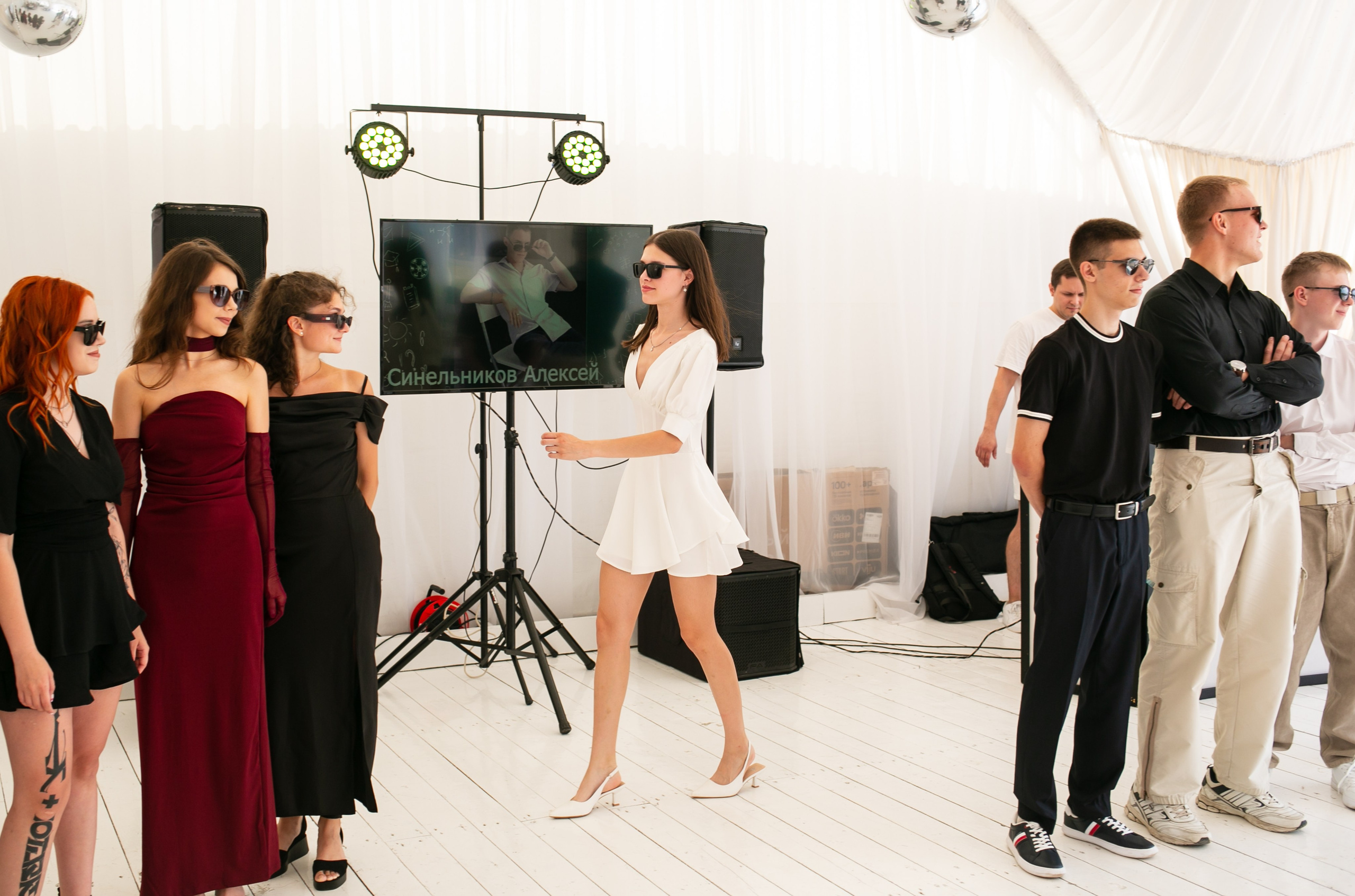 Выпускные и Утренники. Фотограф новорожденных и семейный фотограф НСО г. Бердск Марина Львова