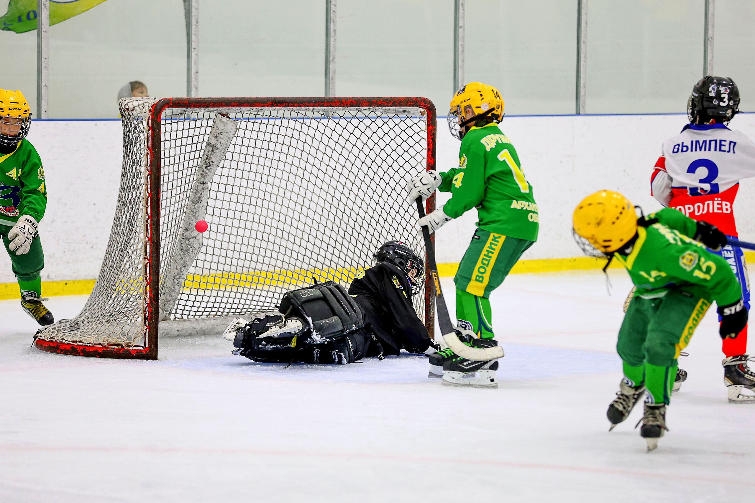 ХОККЕЙ С МЯЧОМ. Репортажный фотограф в Нижнем Новгороде и Москве Ангелина Ильичева