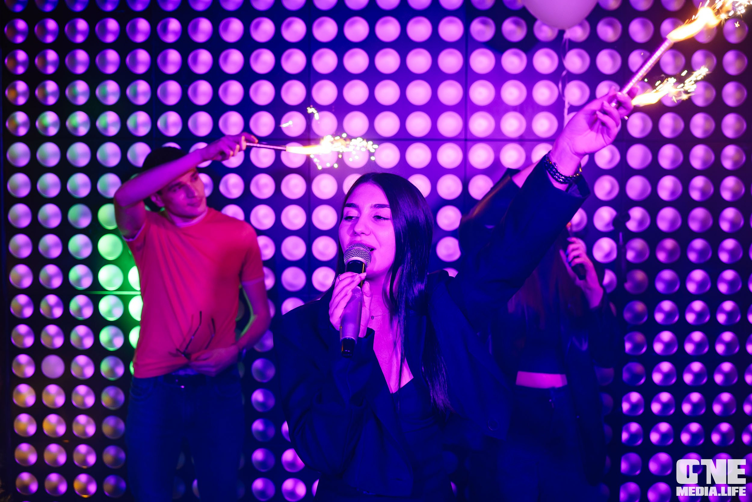 Фоторепортаж из караоке-клуба Эйфория. One Media Life: фоторепортажи, фотоотчеты с мероприятий и заведений