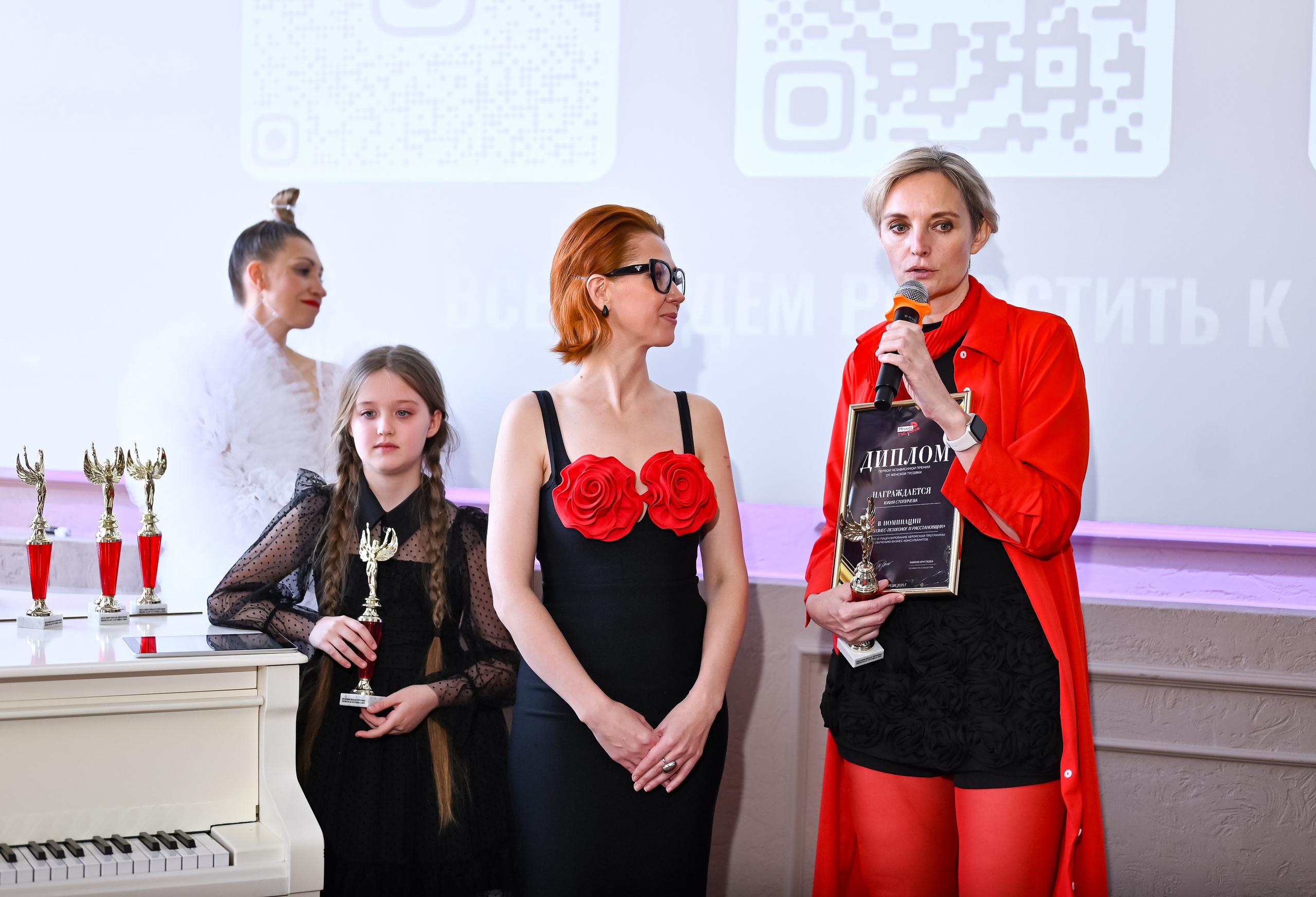 Премия ЖТ Питер. ZDARONOKIA Репортажный фотограф