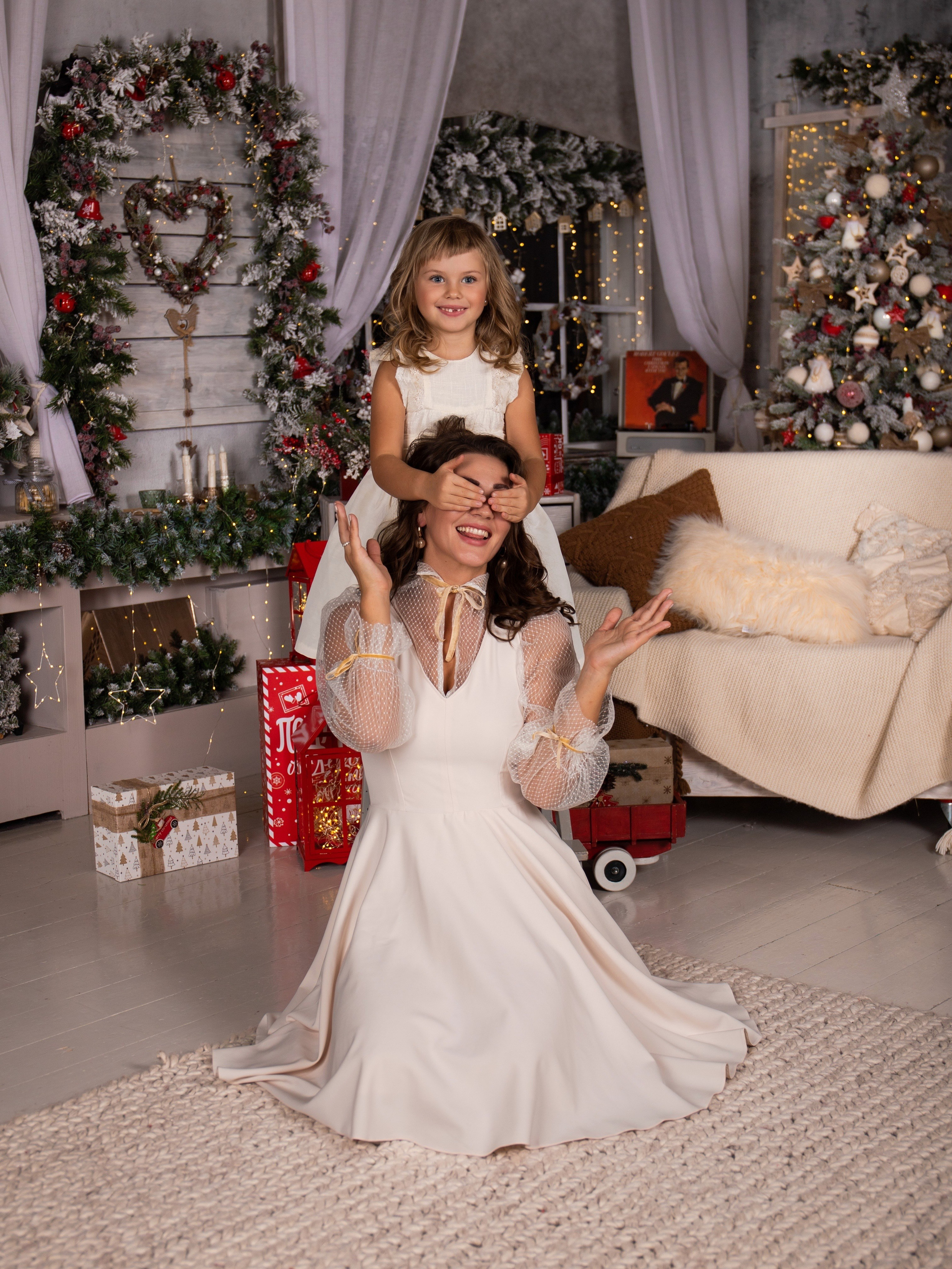 Новогодняя семейная съемка в студии. Свадебный и семейный фотограф в Москве Мила Широких