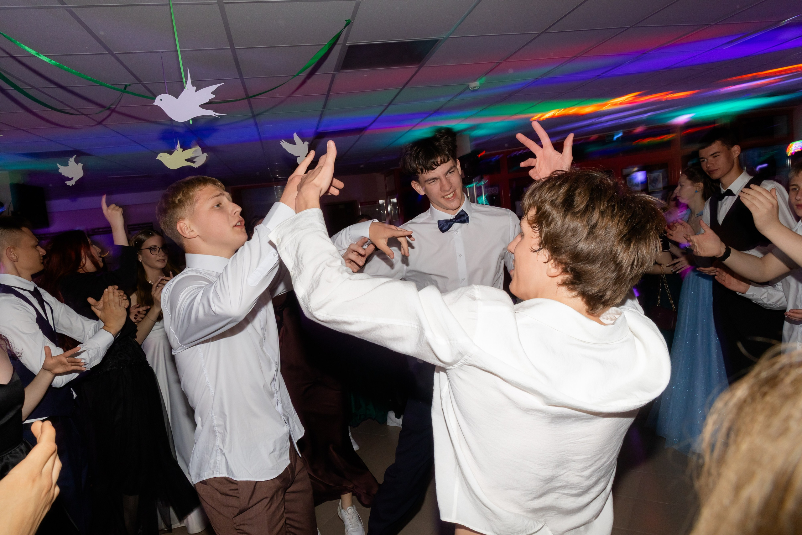 Школьный выпускной 2025 год в Минске, Беларуси. Свадебный фотограф в Минске/Беларуси Сергей Спиридонов