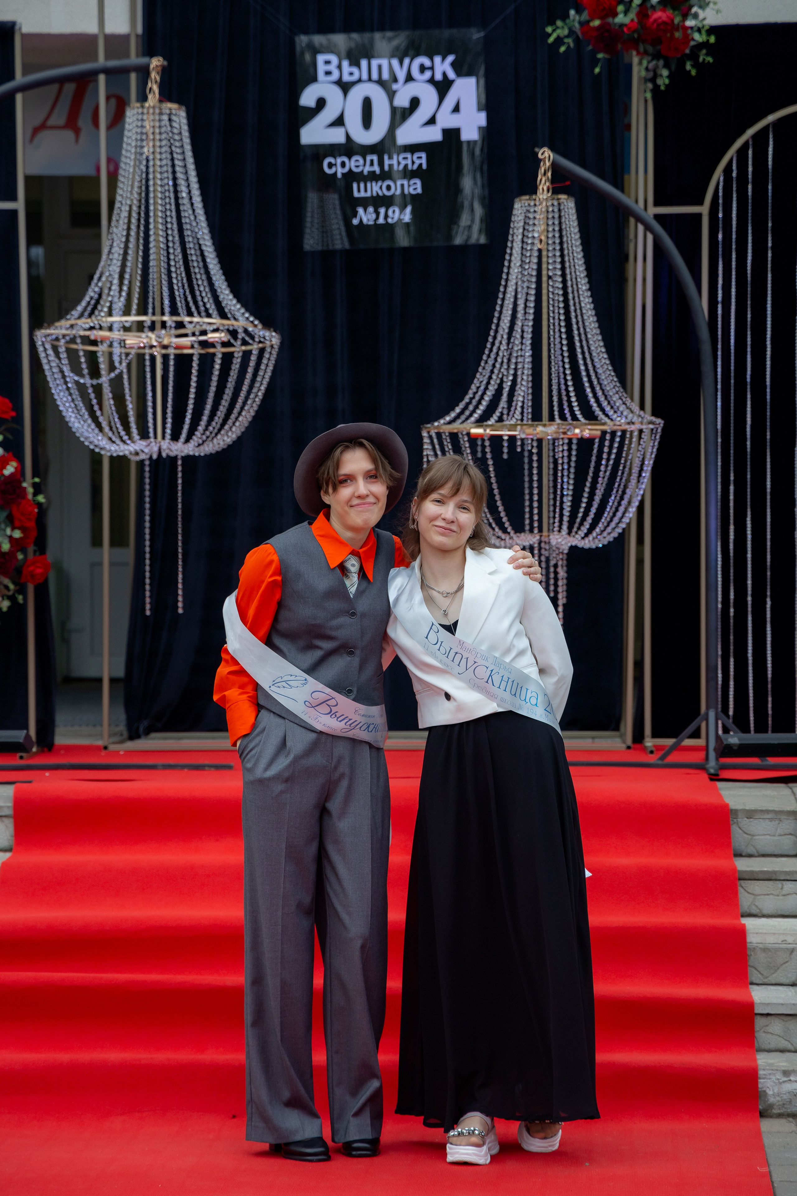 Школьный выпускной 2024 год в Соколе (Минск). Свадебный фотограф в Минске/Беларуси Сергей Спиридонов