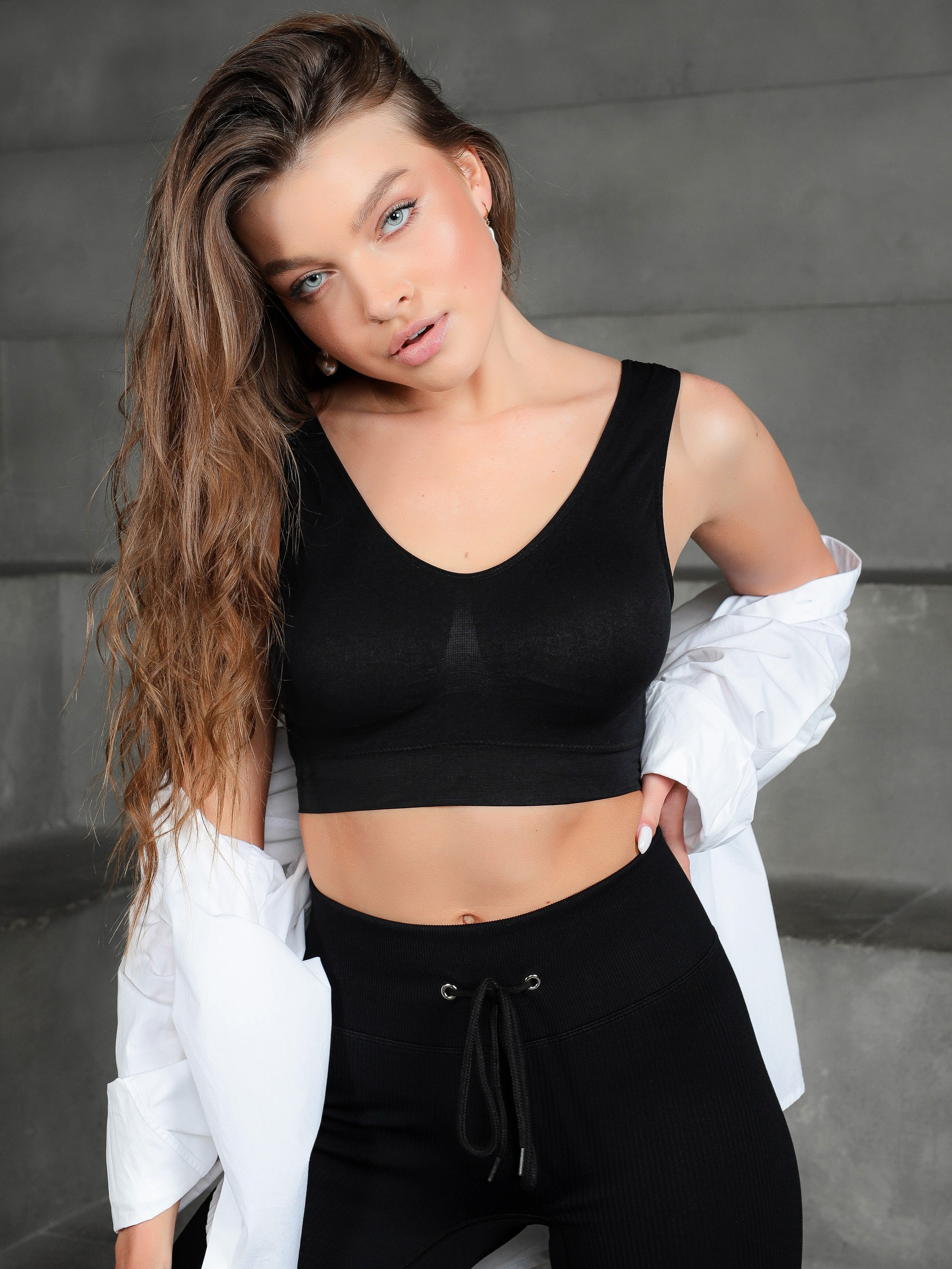 Бельевые топы для WB. Наталия Дианова — фотограф для брендов и экспертов в Москве