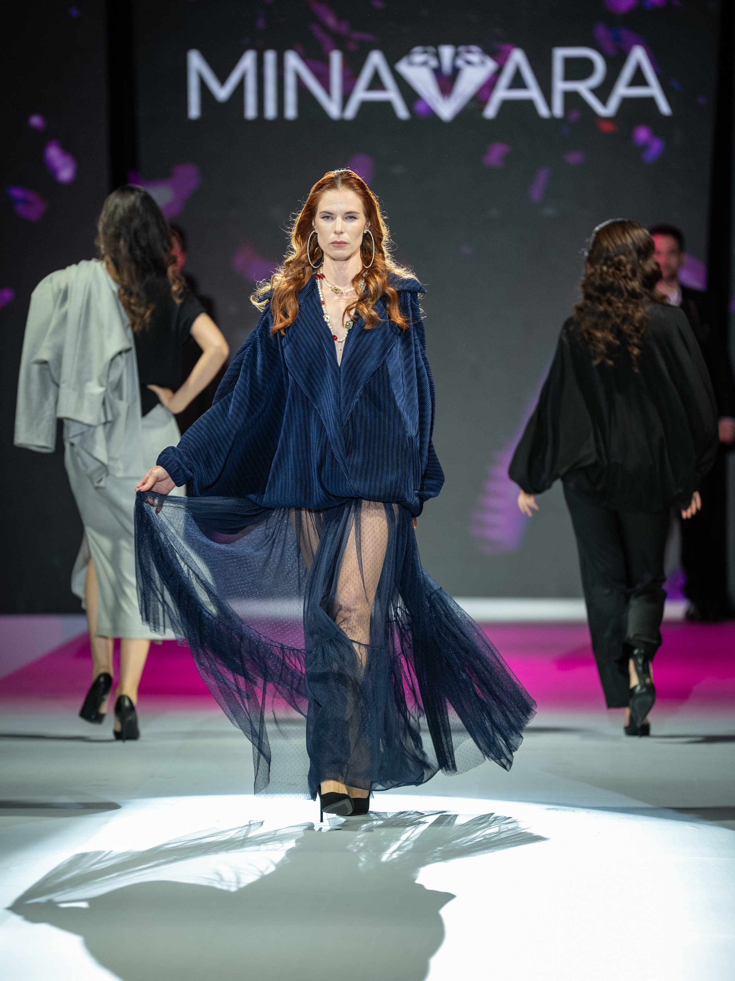 Eurasia Fashion Week Minavara. Сайт Алматинского НЮ АРТ, будуар и фэшн фотографа Дениса Карпенко