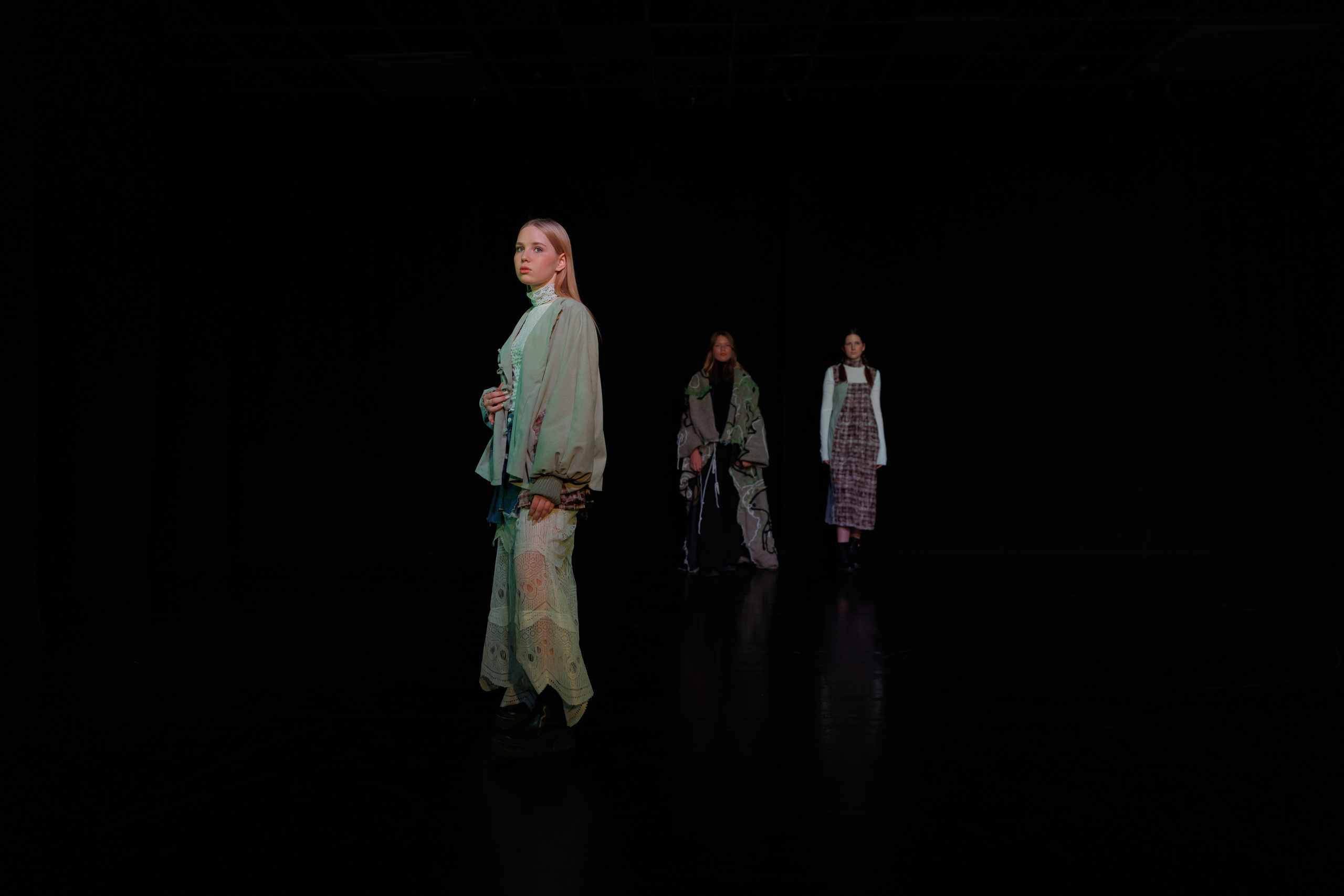 Показ коллекций Новосибирских дизайнеров для Fly Production. Фотограф Новосибирск — Наталья Гресь