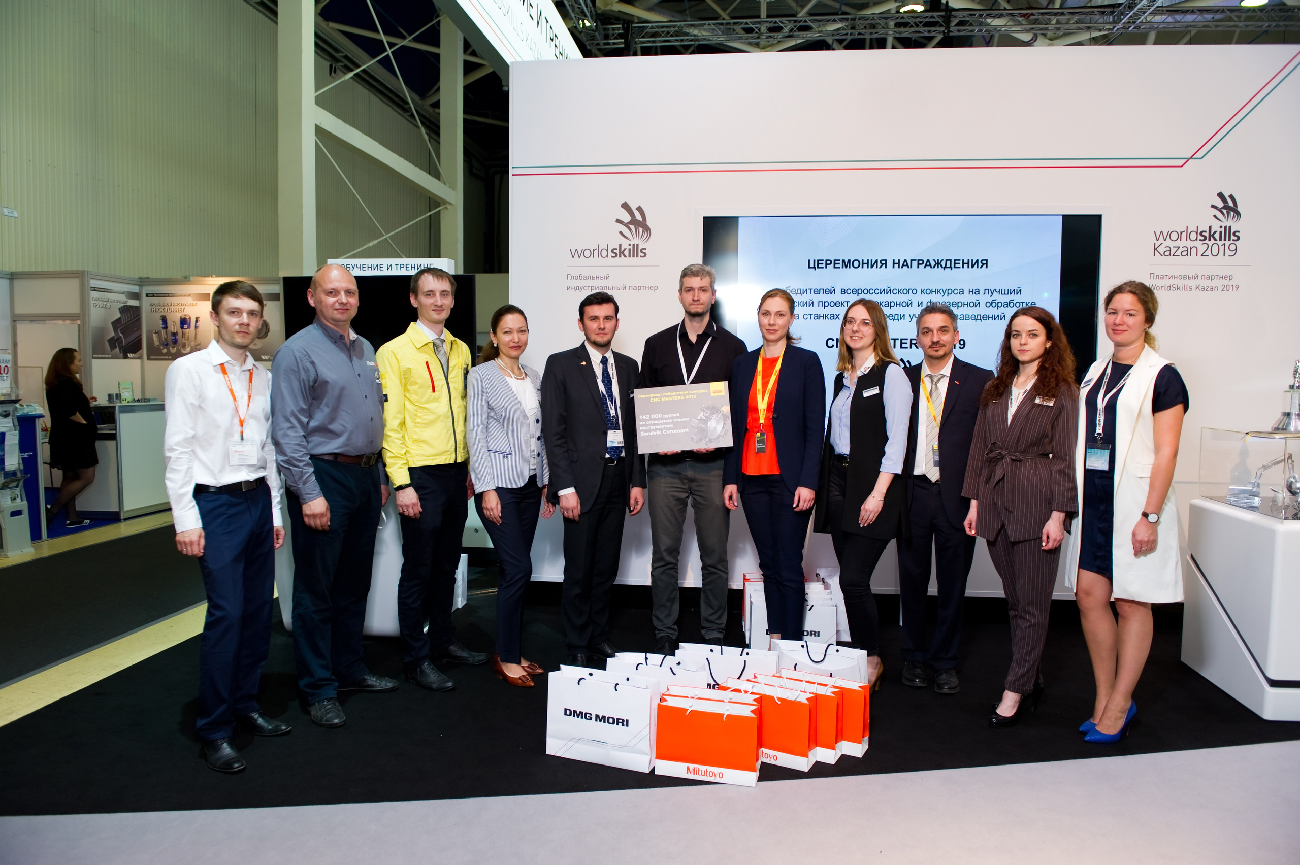 Работа Sandvik на выставке «Металлообработка». Репортажный фотограф и видеограф Слава Думчев. Тимбилдинги, отчетники, корпоративы