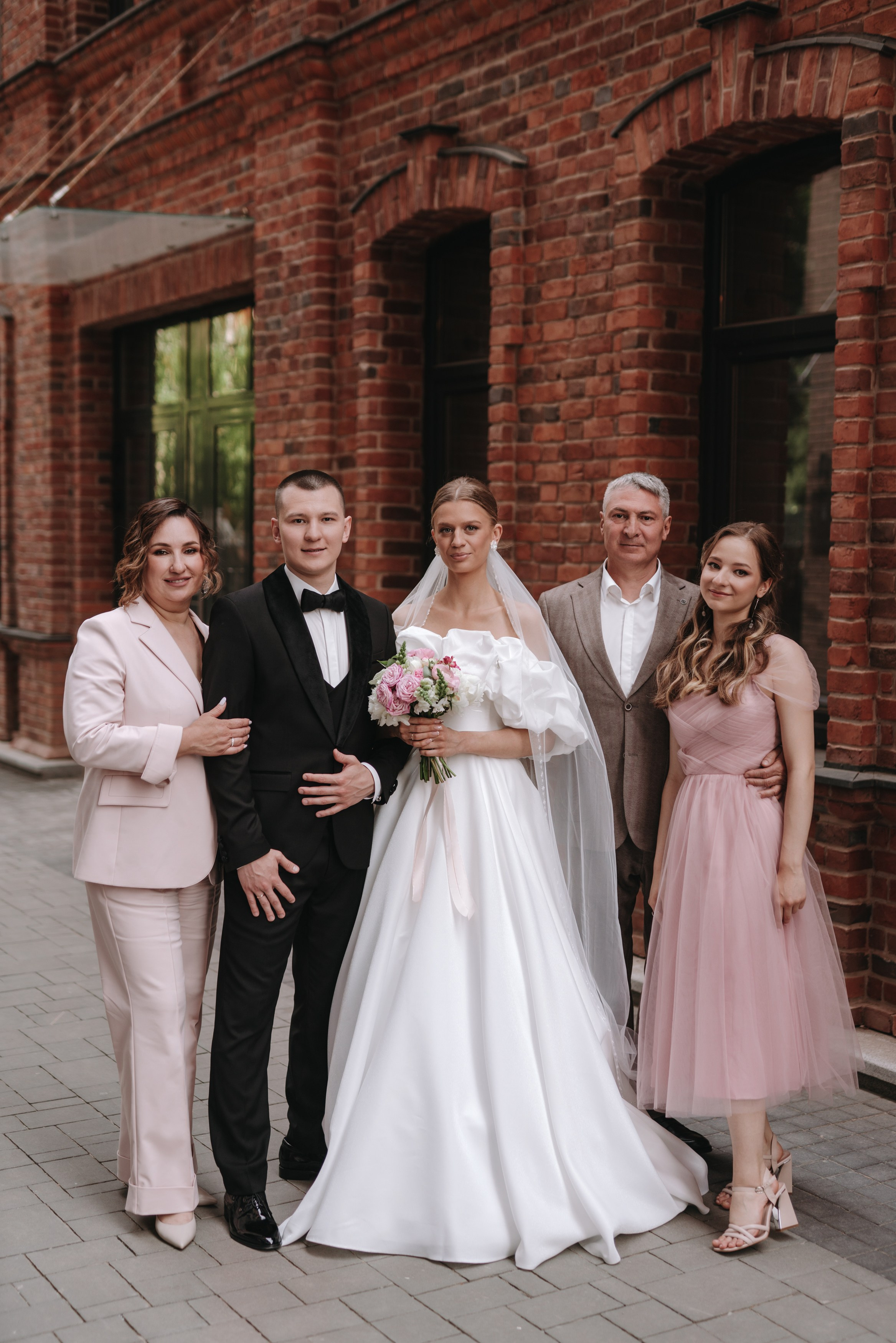 БАНКЕТНЫЙ ЗАЛ ДАСКО ГАРДЕН, ЭМИЛЬ БУРАНГУЛОВ, ИЛЬНАР АХМАДУЛЛИН