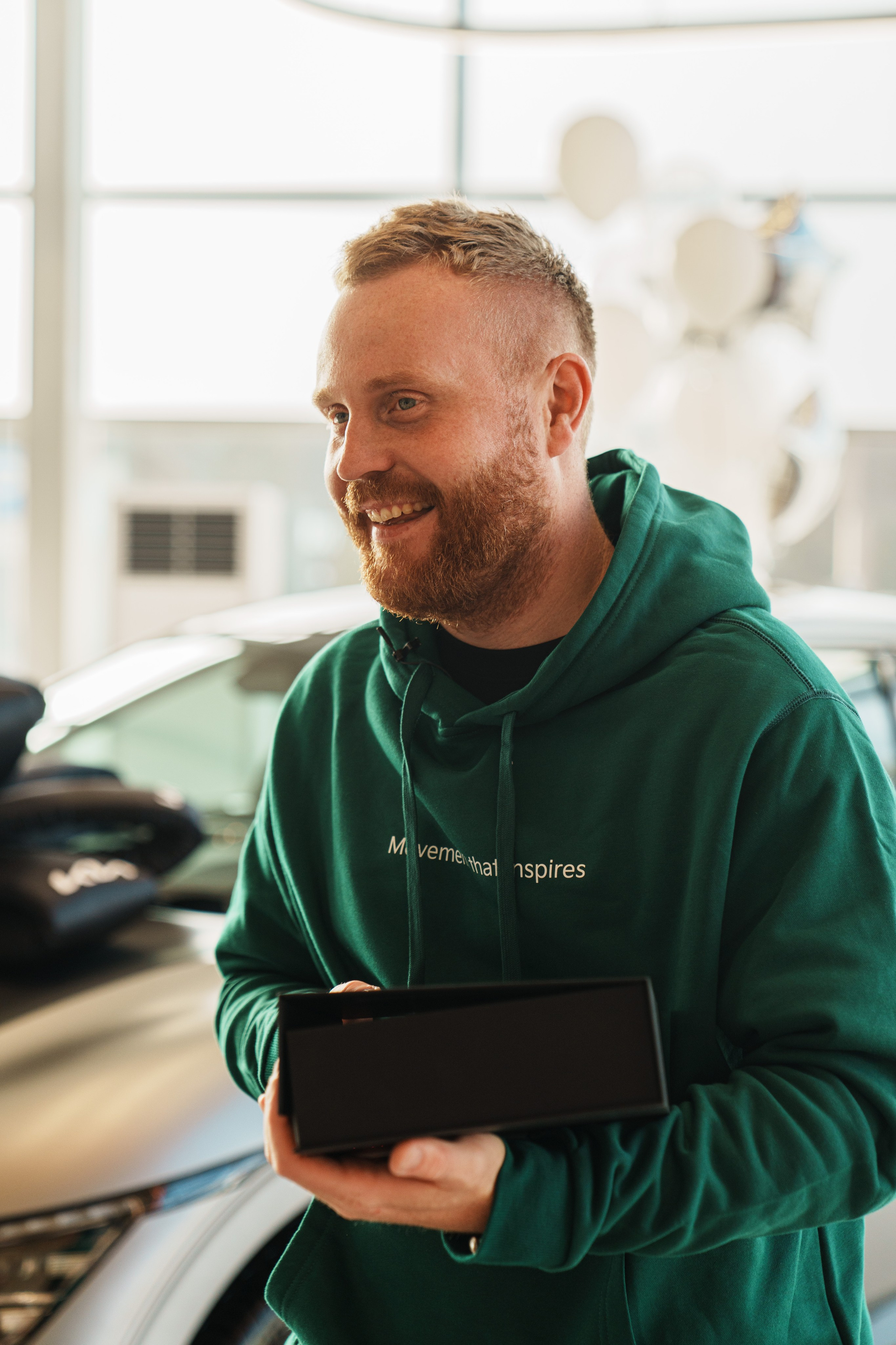 Kia EV6 Вручение Евгений Чебаткову. Фотограф TAULAN_1