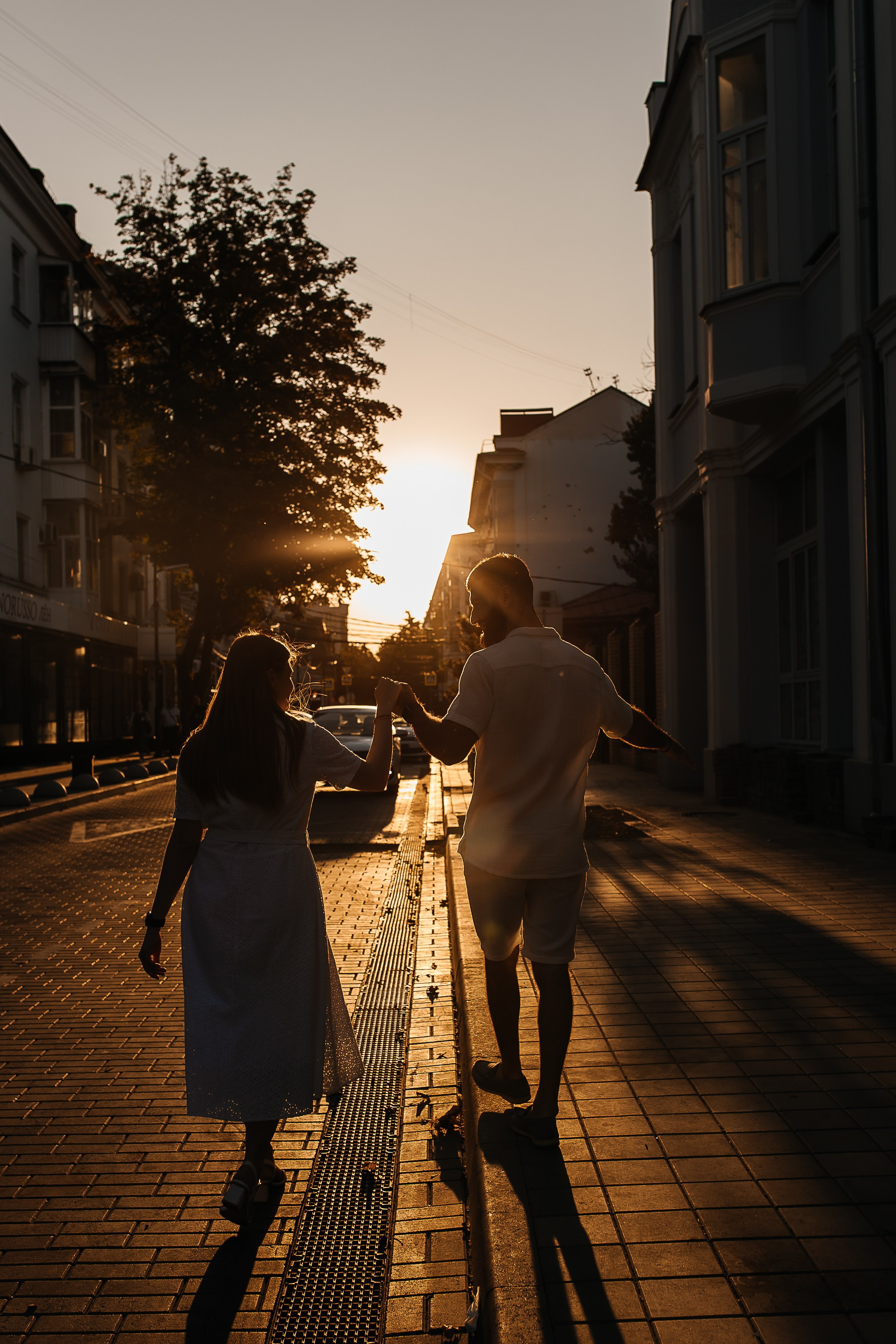 Прогулка по центру Краснодара. Свадебный и семейный фотограф Виолетта Сидельникова. Краснодар, Россия, Беларусь, Европа