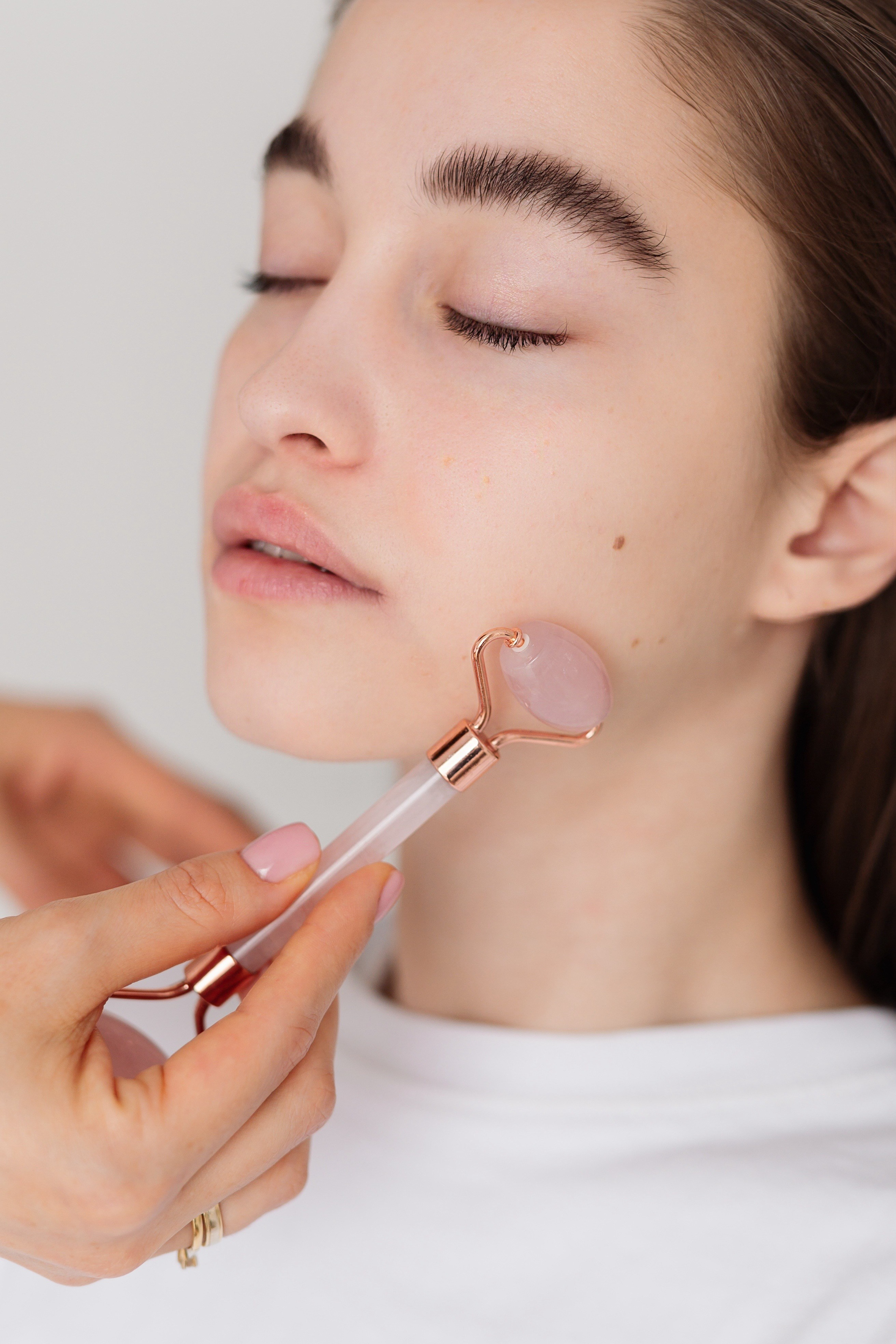 Съемка контента для косметолога. Фотограф товаров для соцсетей - инстаграм, вконтакте. Контент-фотограф в Москве Хныкина Лена