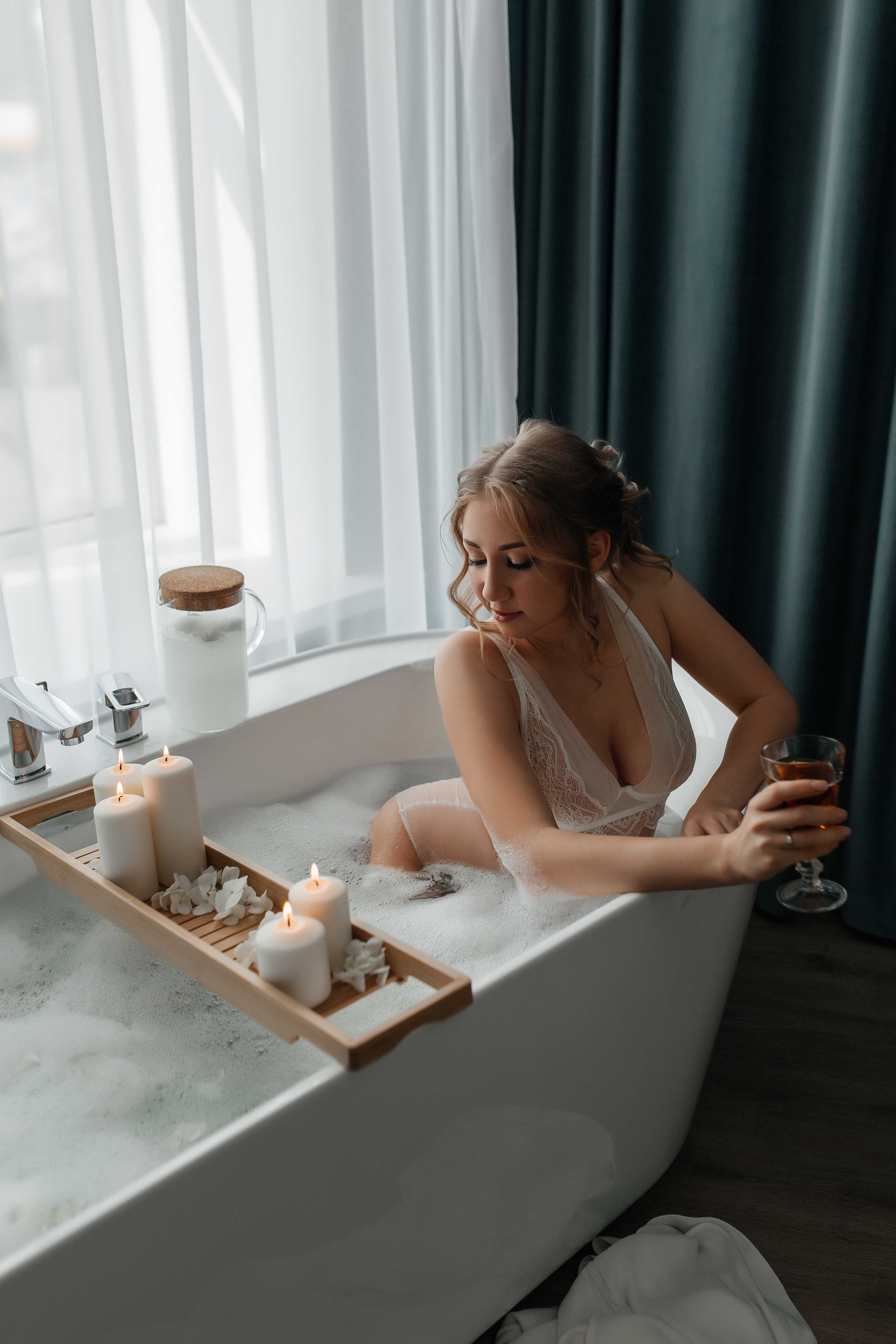 Свадебная фотосессия в отеле и вечеринка на теплоходе. Фото Радости. Свадебный и семейный фотограф в Москве Юлия Самойлова