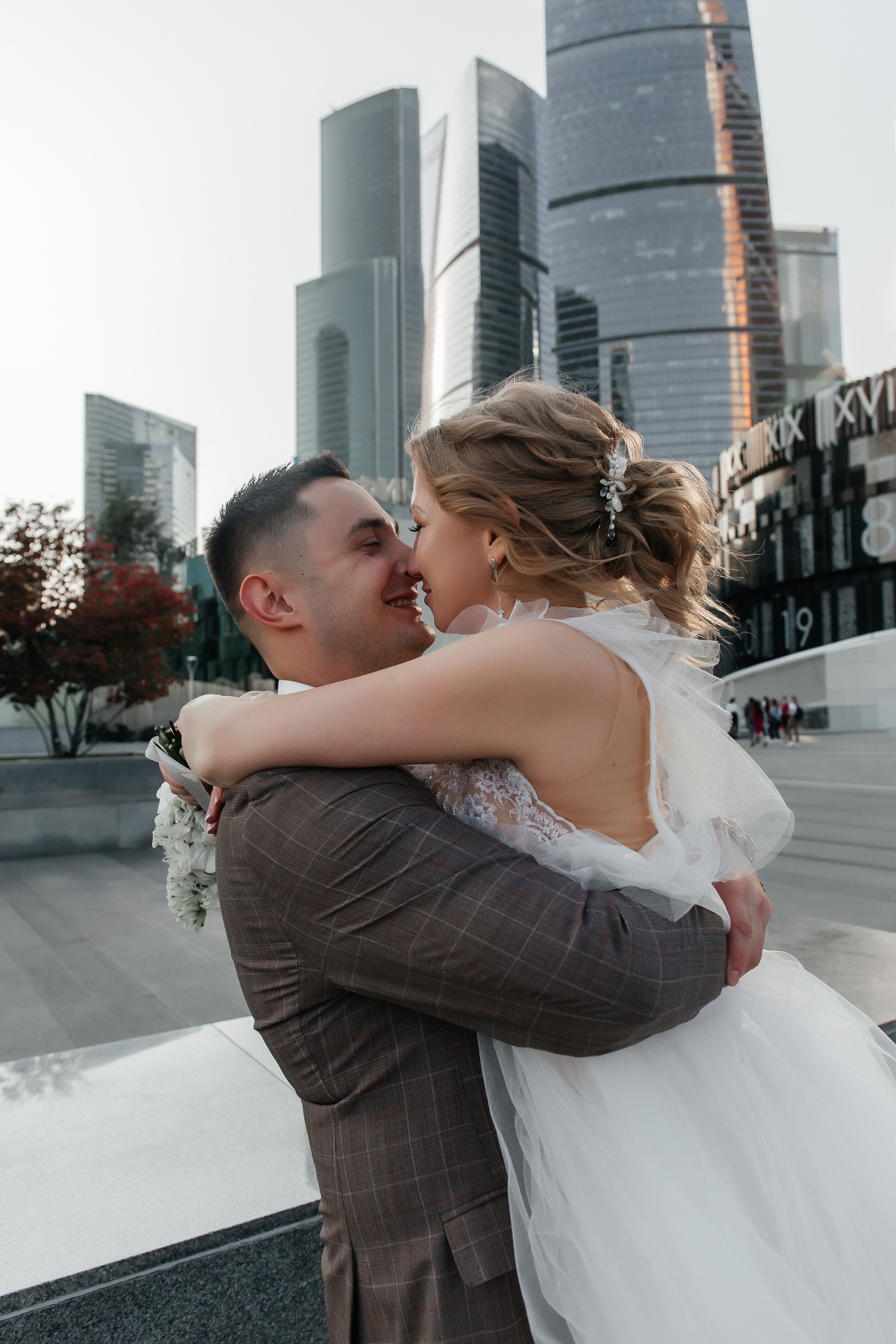 Свадебная фотосессия в отеле и вечеринка на теплоходе. Фото Радости. Свадебный и семейный фотограф в Москве Юлия Самойлова