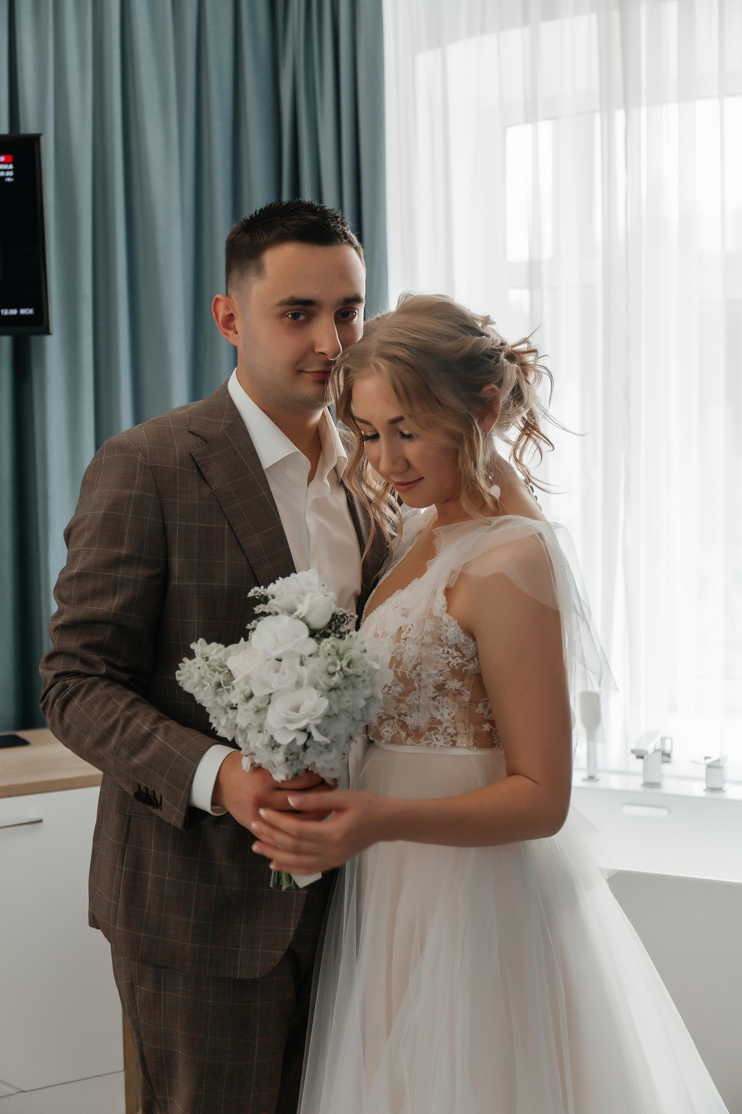 Свадебная фотосессия в отеле и вечеринка на теплоходе. Фото Радости. Свадебный и семейный фотограф в Москве Юлия Самойлова