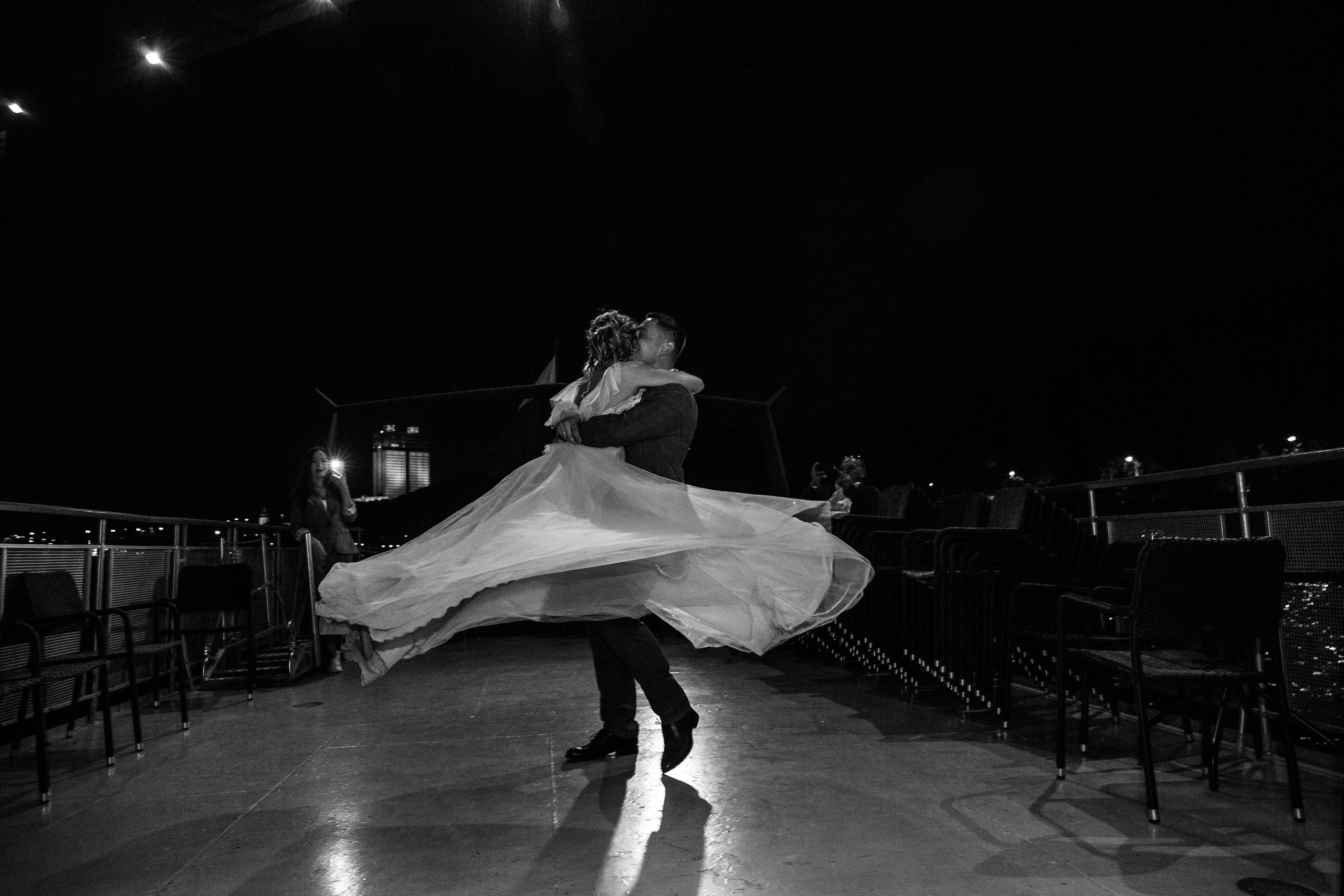 Свадебная фотосессия в отеле и вечеринка на теплоходе. Фото Радости. Свадебный и семейный фотограф в Москве Юлия Самойлова