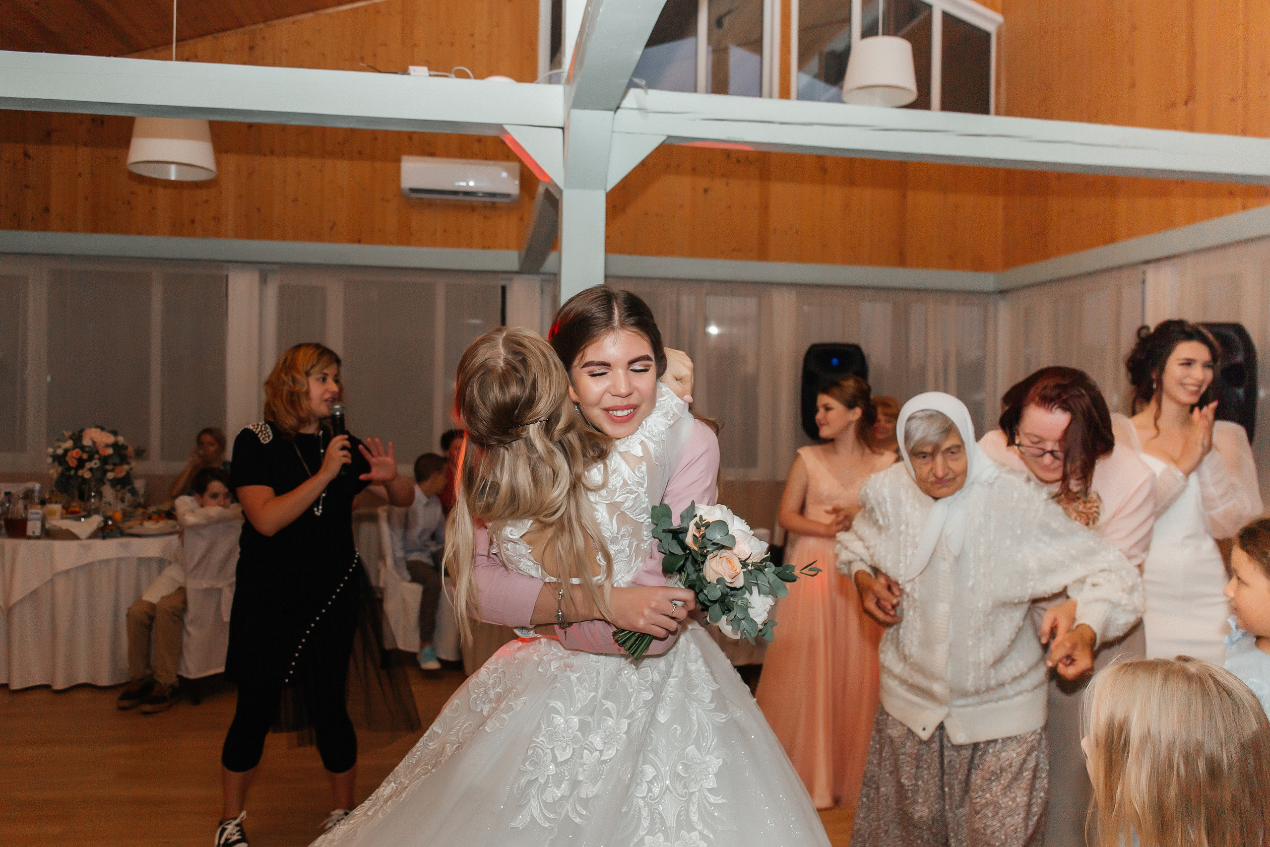 Свадебная фотосессия Тучково. Фото Радости. Свадебный и семейный фотограф в Москве Юлия Самойлова